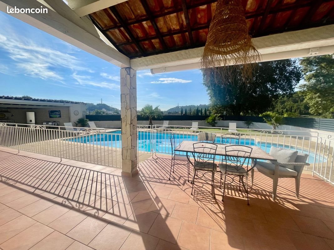 Maison à vendre, 200m², Trans-en-Provence