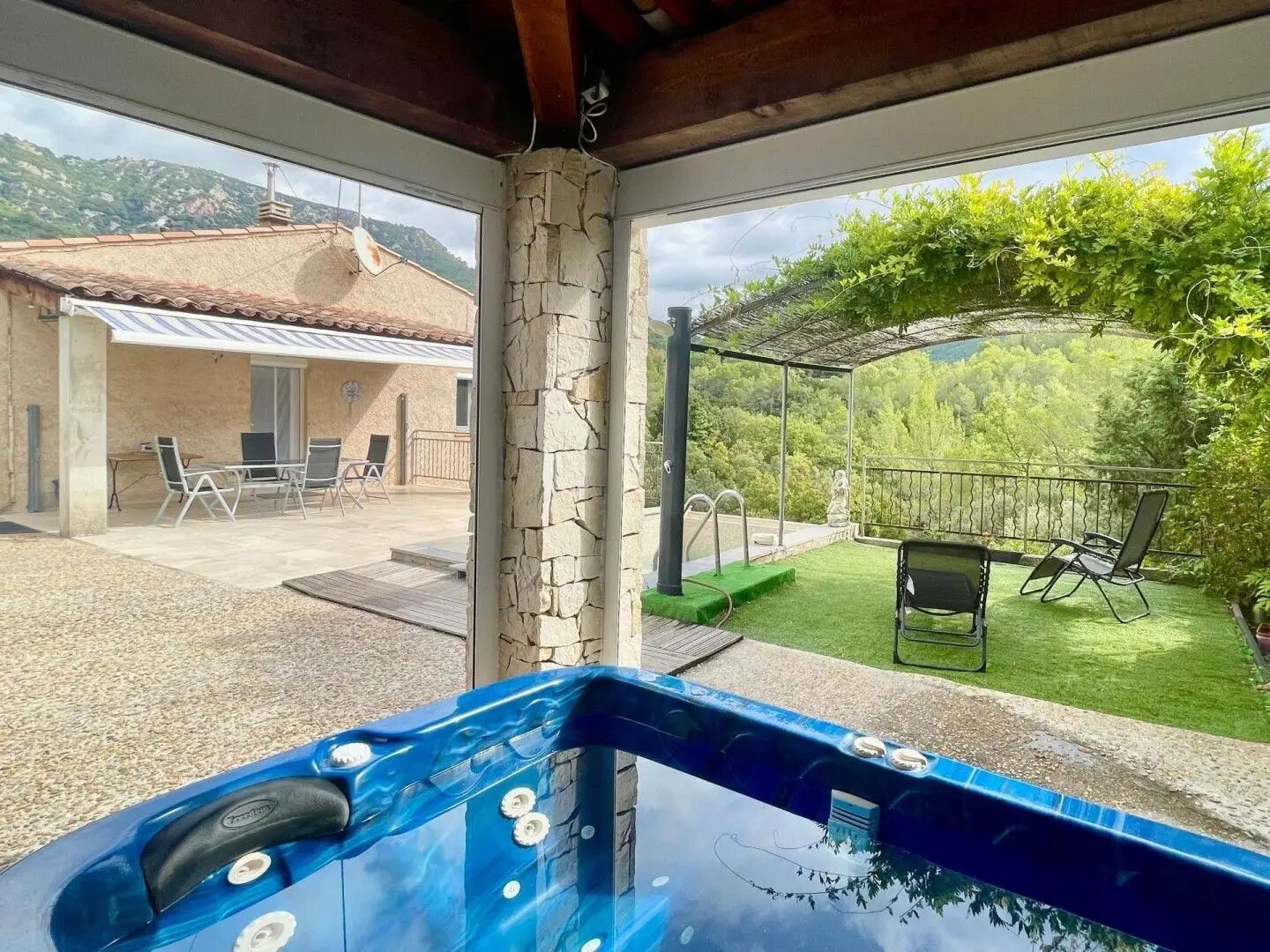 Maison à vendre, 197m², Bargemon
