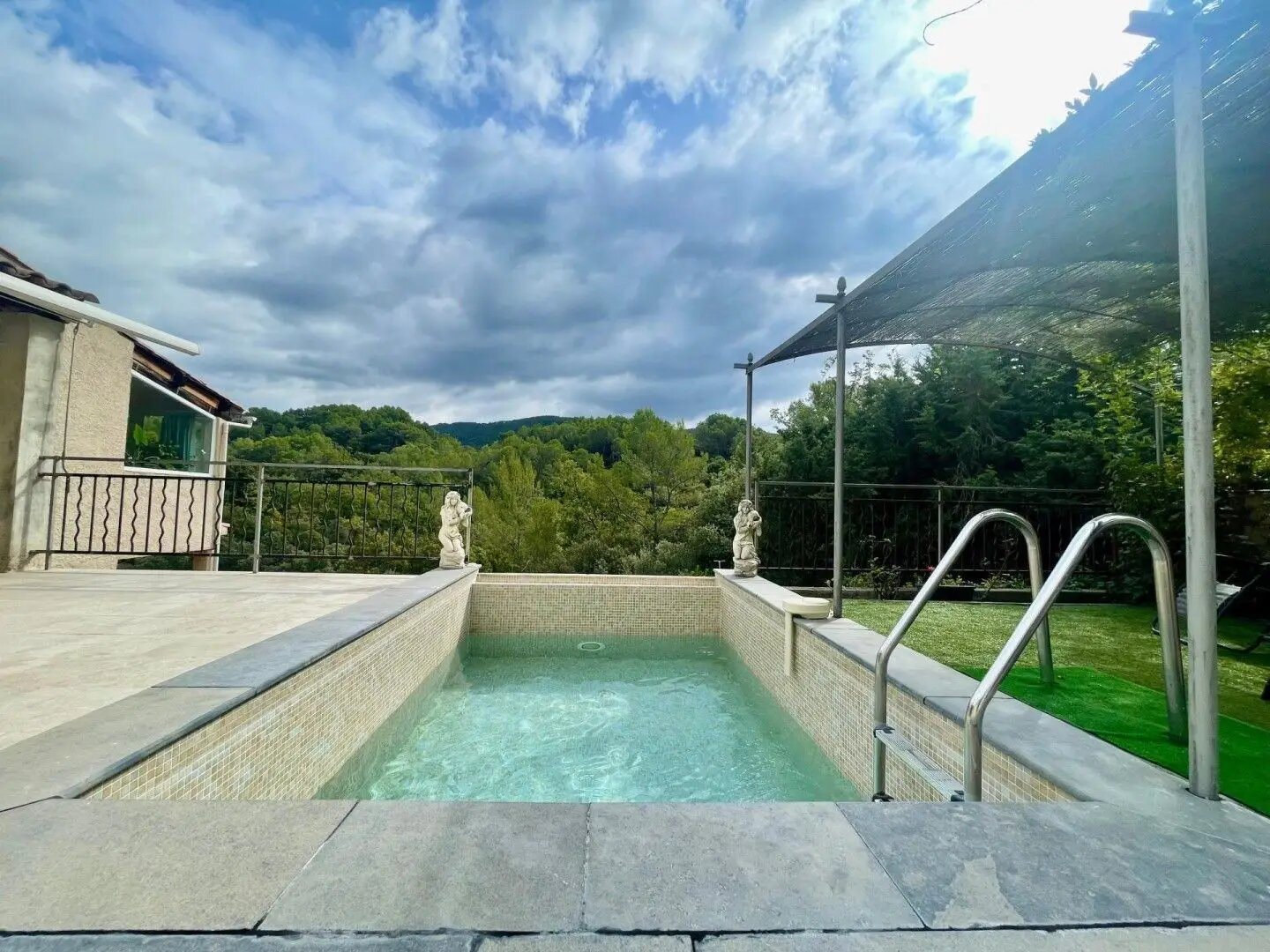 Maison à vendre, 197m², Bargemon