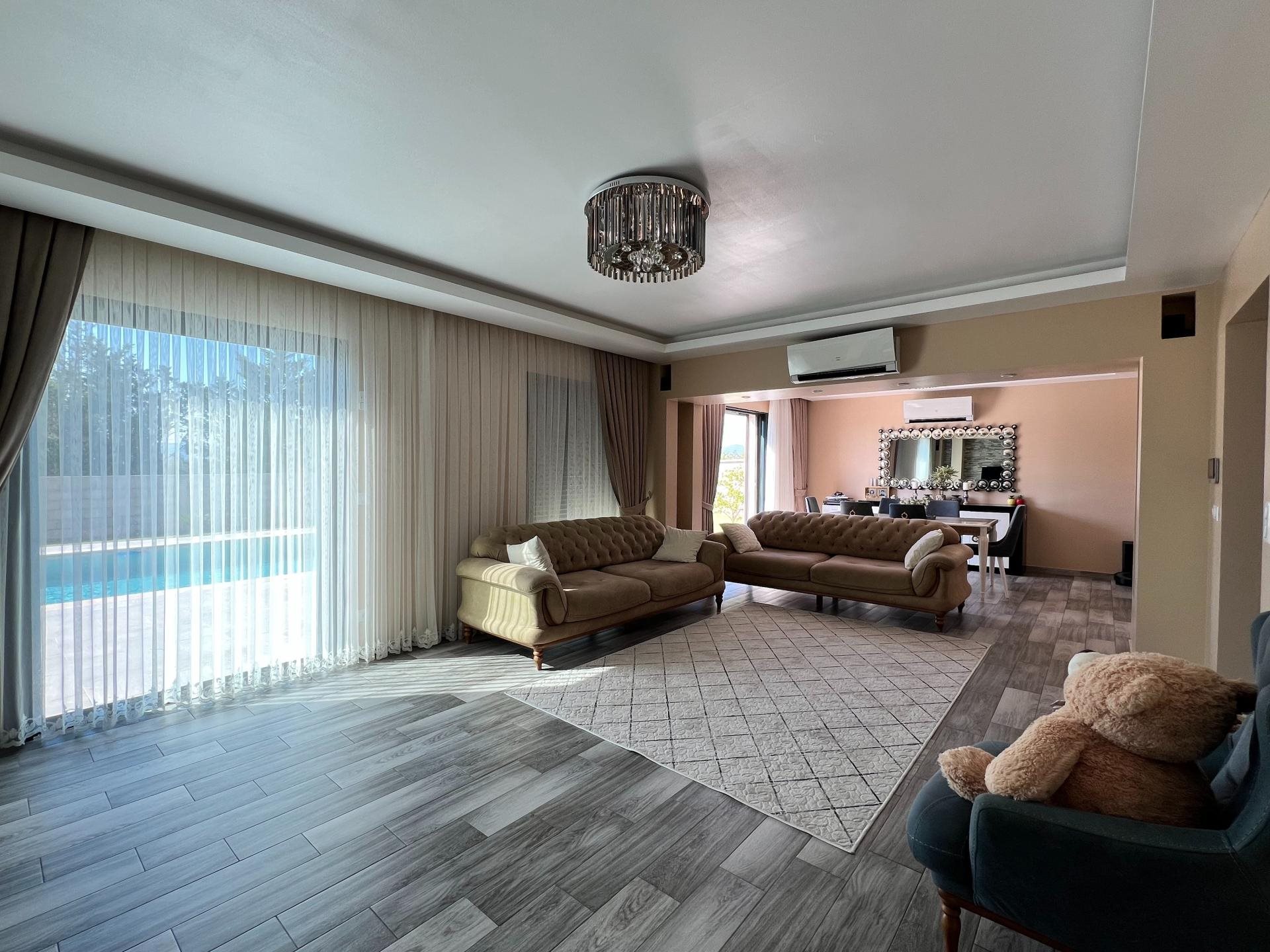 Maison à vendre, 141m², Vidauban