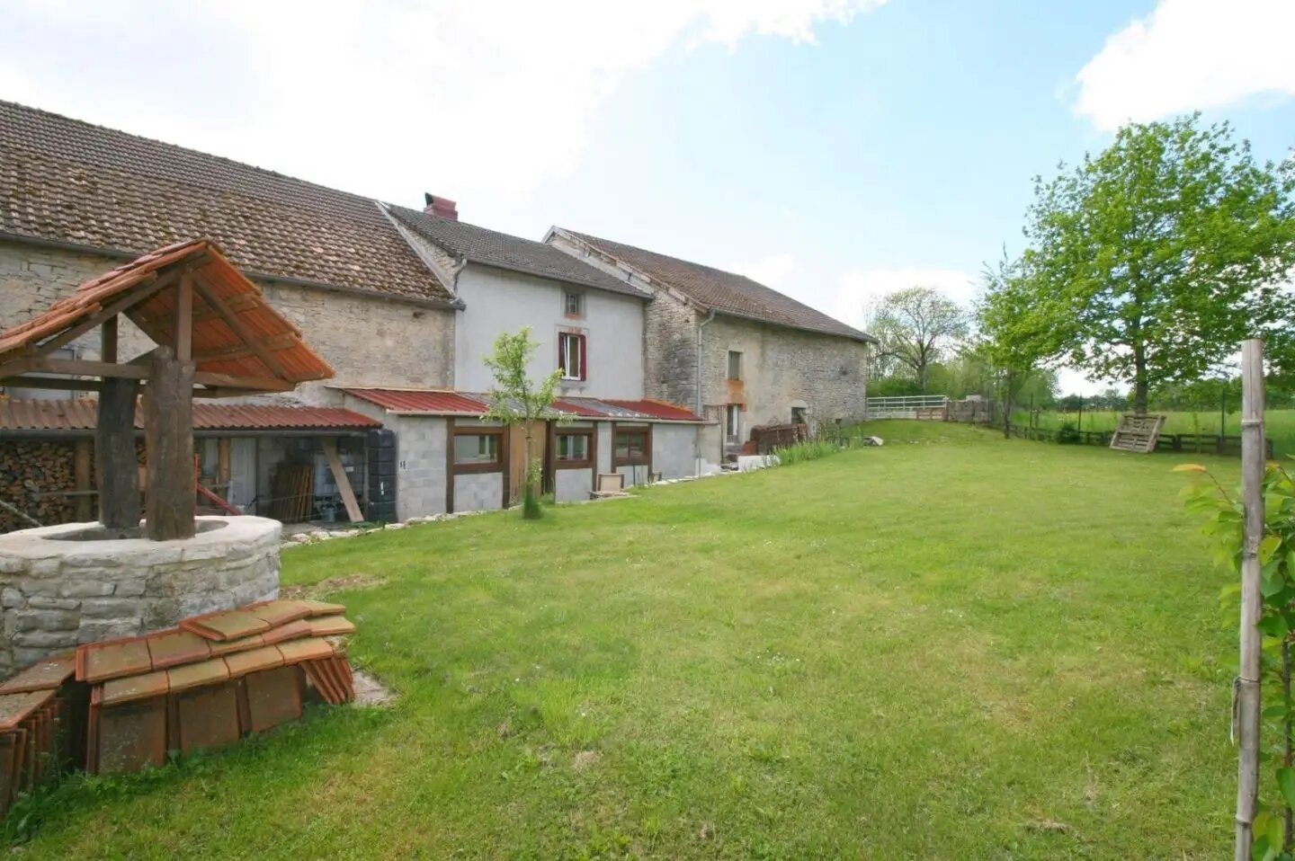 Maison à vendre, 110m², Doucier