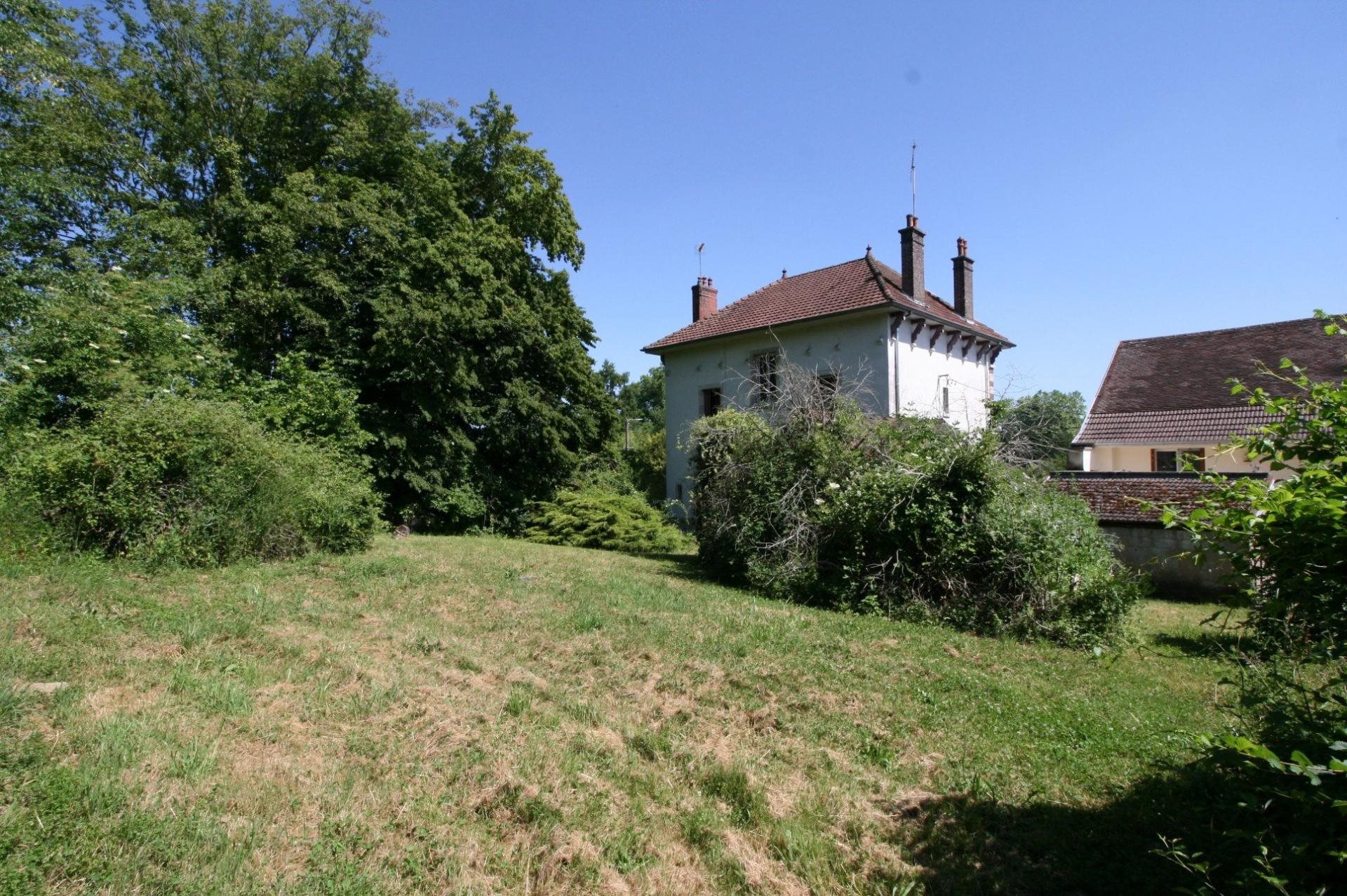 Maison à vendre, 187m², Lons-le-Saunier