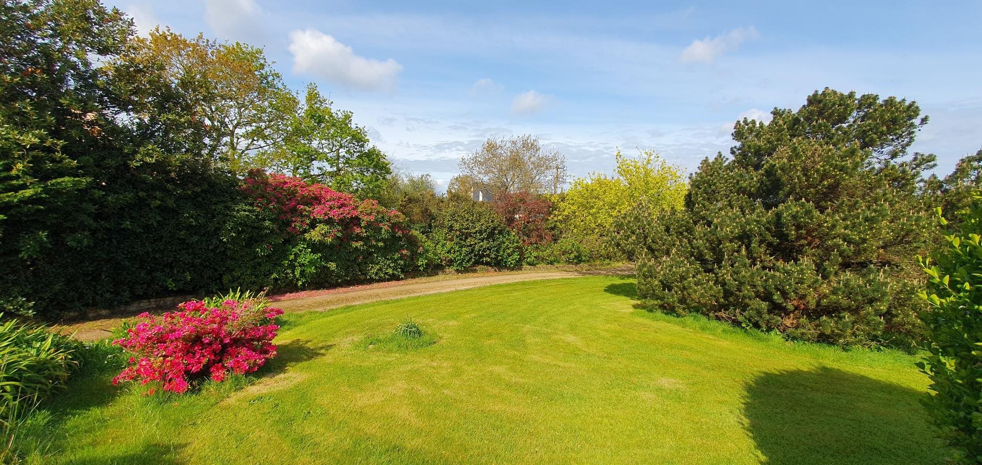 Maison à vendre, 165m², Trélévern