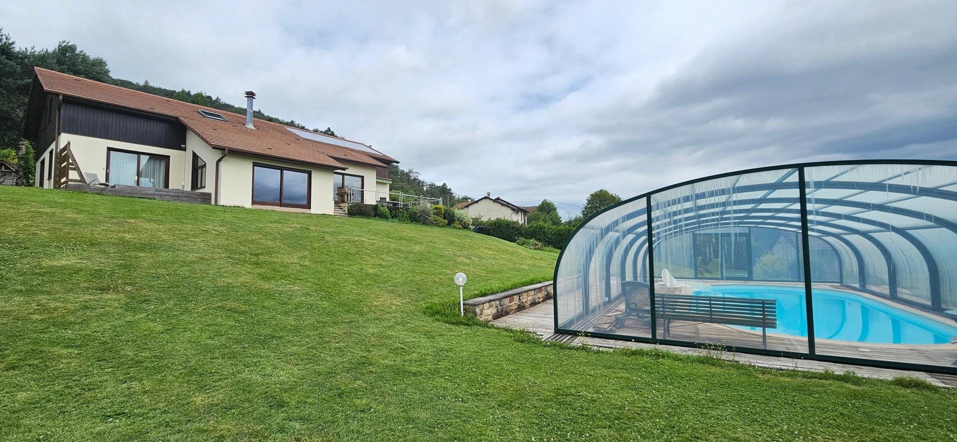 Maison à vendre, 270m², Saint-Nabord
