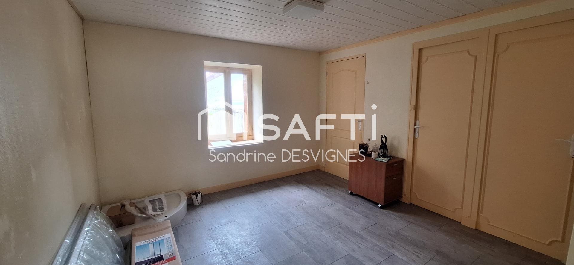 Maison à vendre, 120m², Saint-Symphorien-de-Marmagne