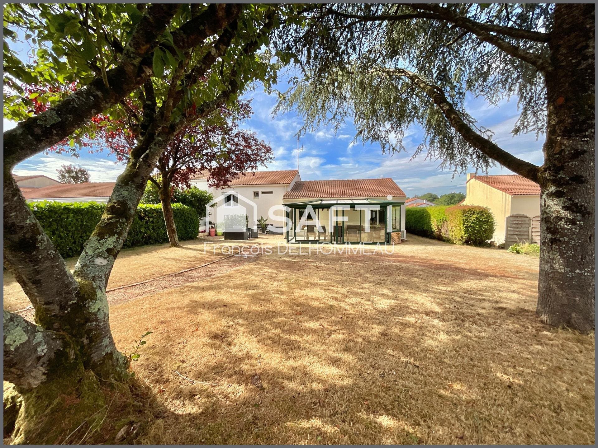 Maison à vendre, 95m², Mouilleron-le-Captif