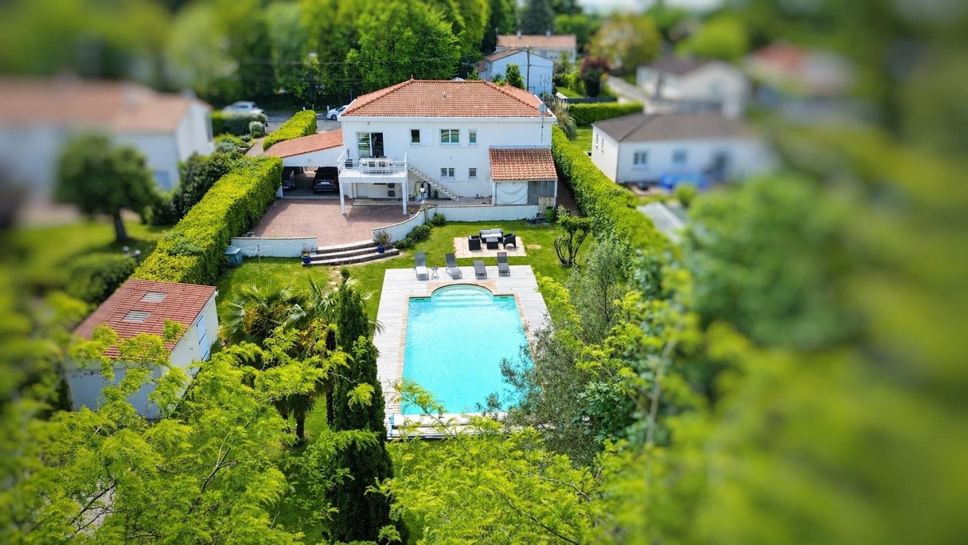 Maison à vendre, 207m², La Roche-sur-Yon