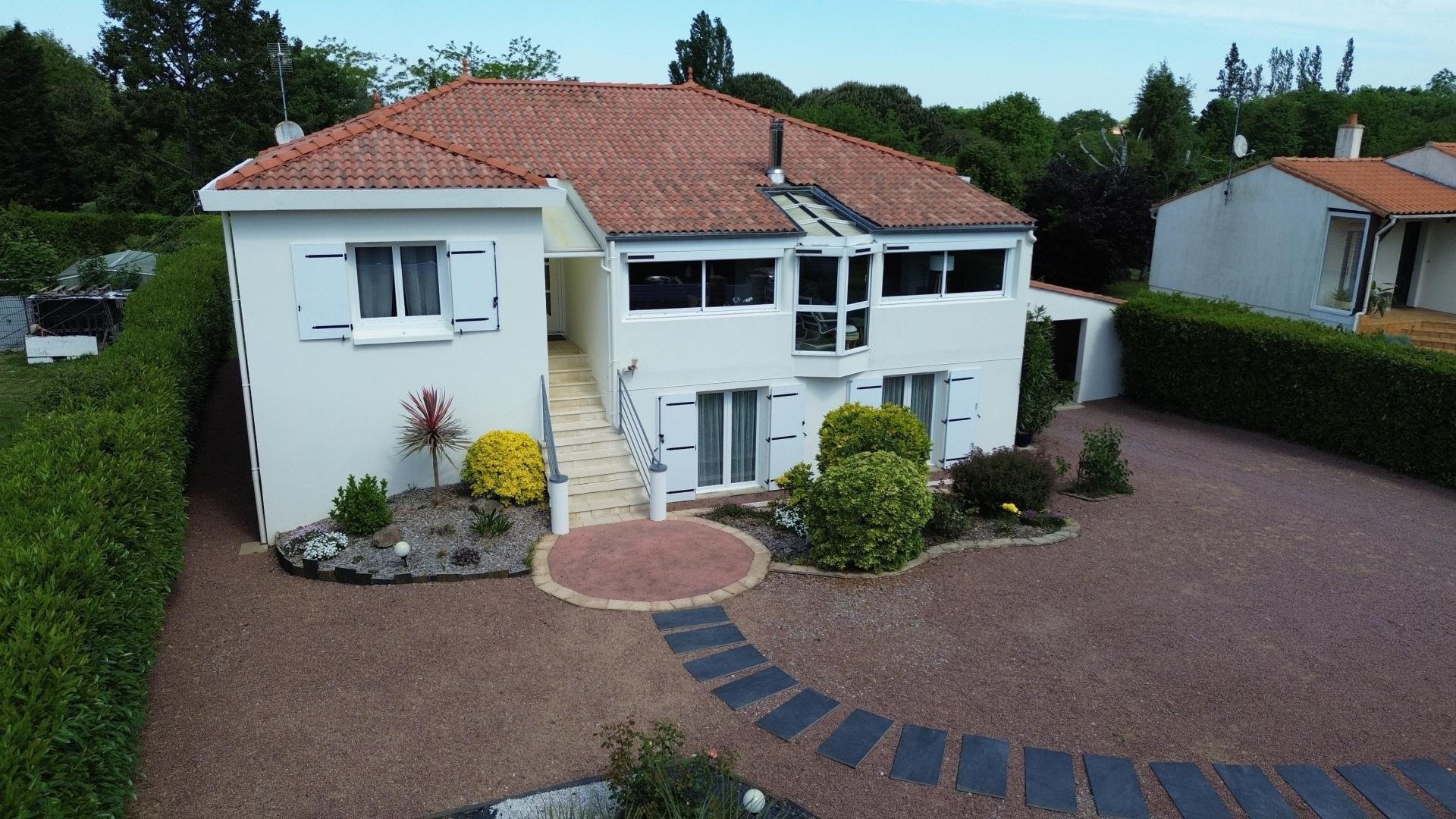 Maison à vendre, 207m², La Roche-sur-Yon