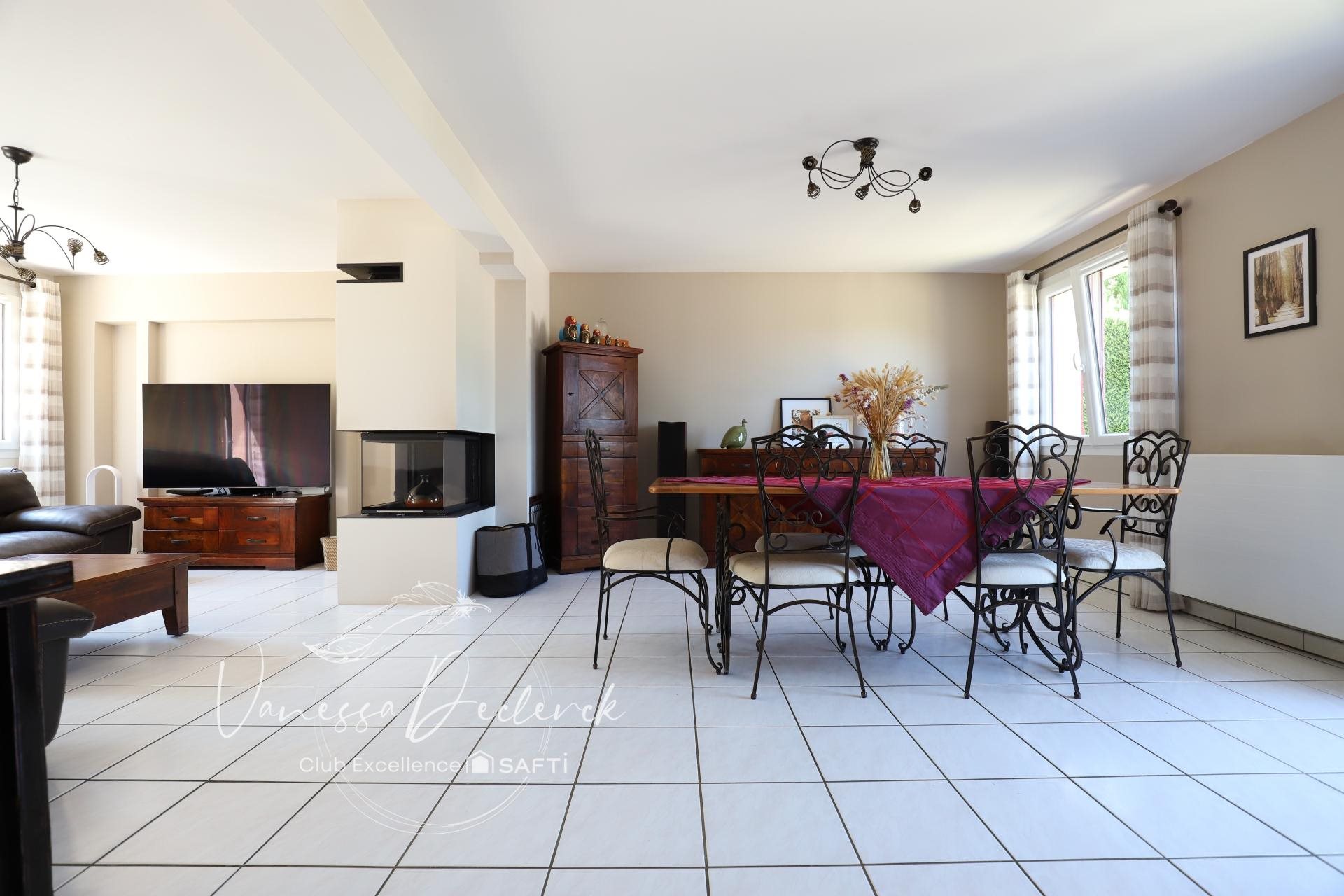 Maison à vendre, 140m², Le Val-Saint-Germain