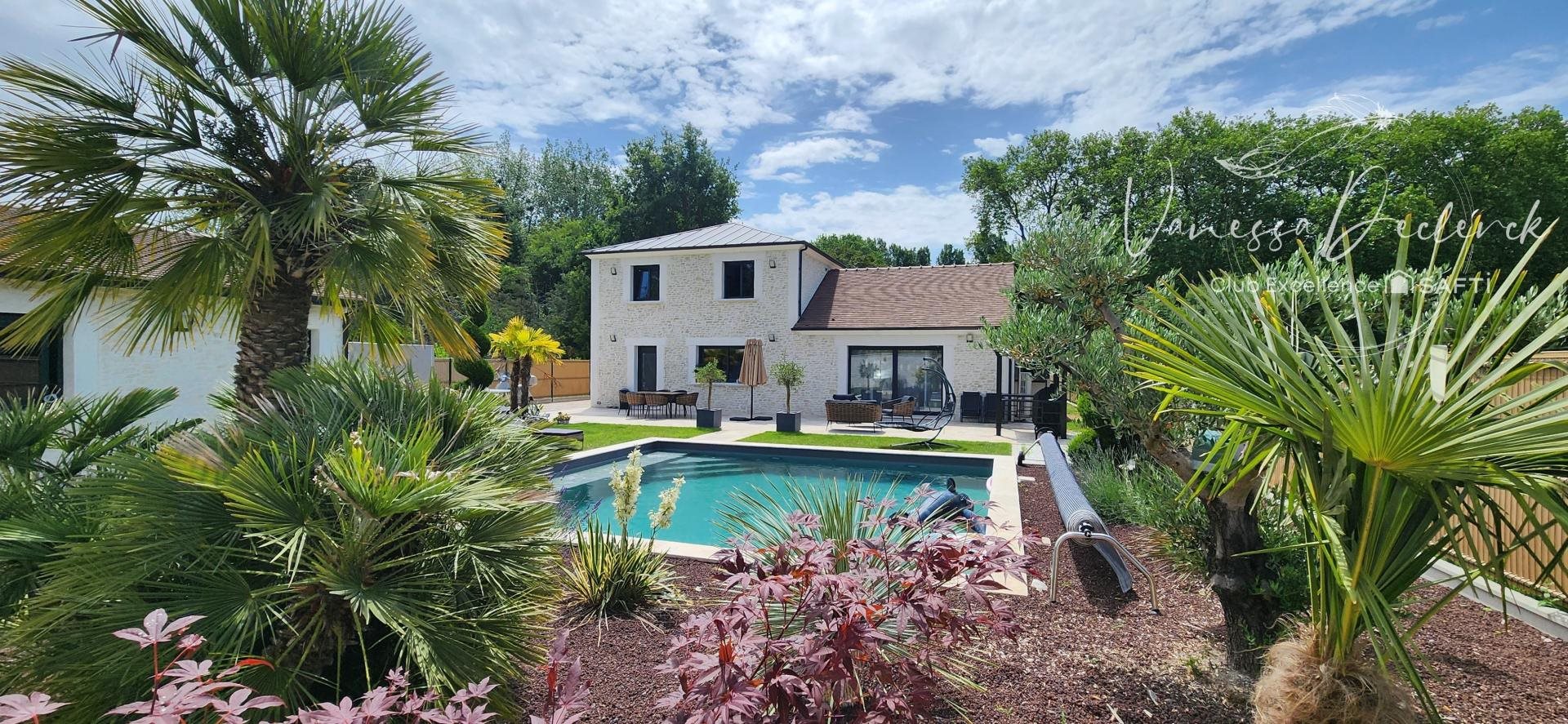 Maison à vendre, 163m², Le Val-Saint-Germain