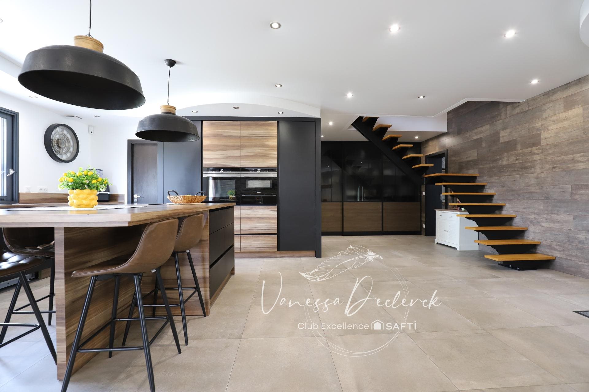 Maison à vendre, 163m², Le Val-Saint-Germain