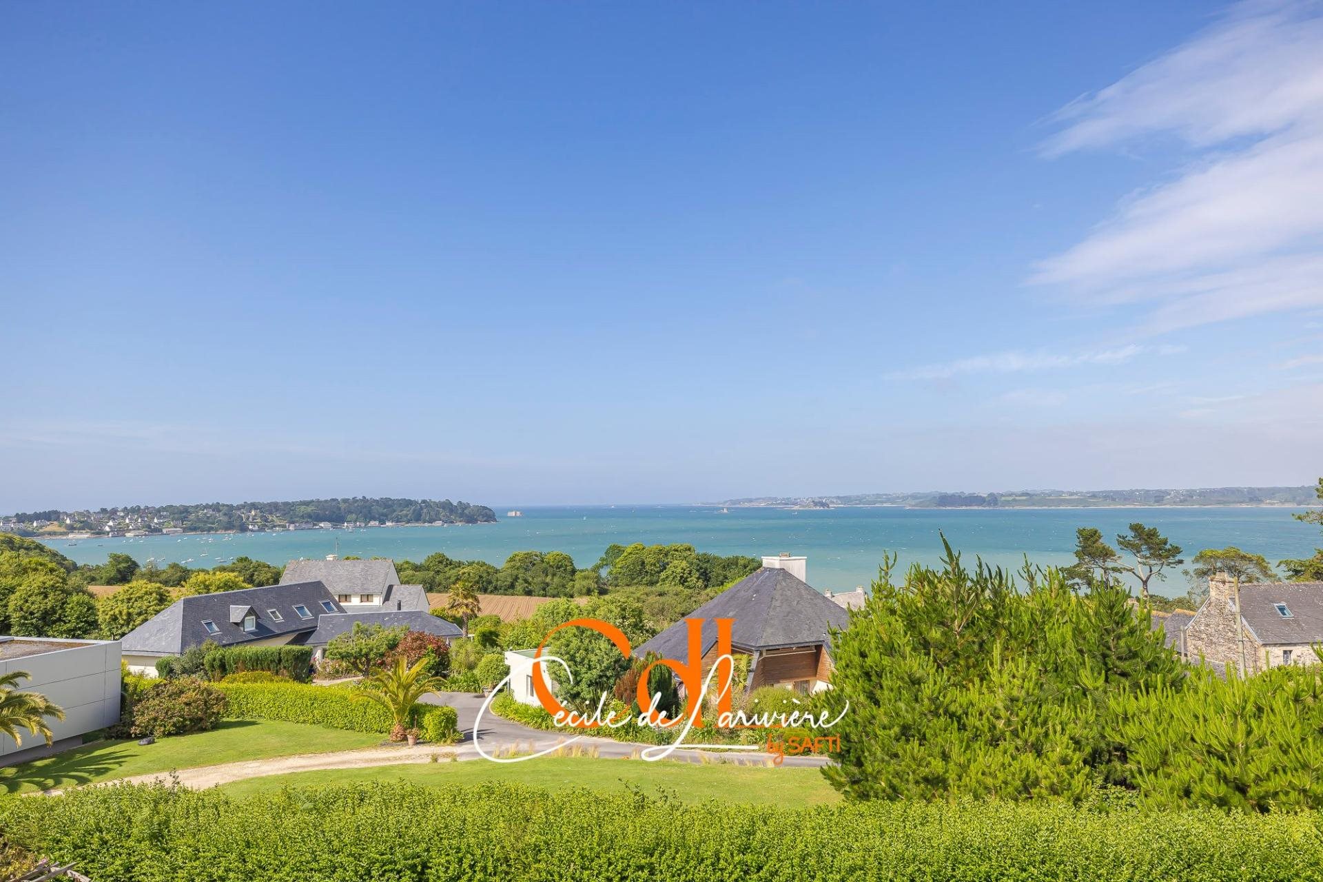 Maison à vendre, 142m², Carantec