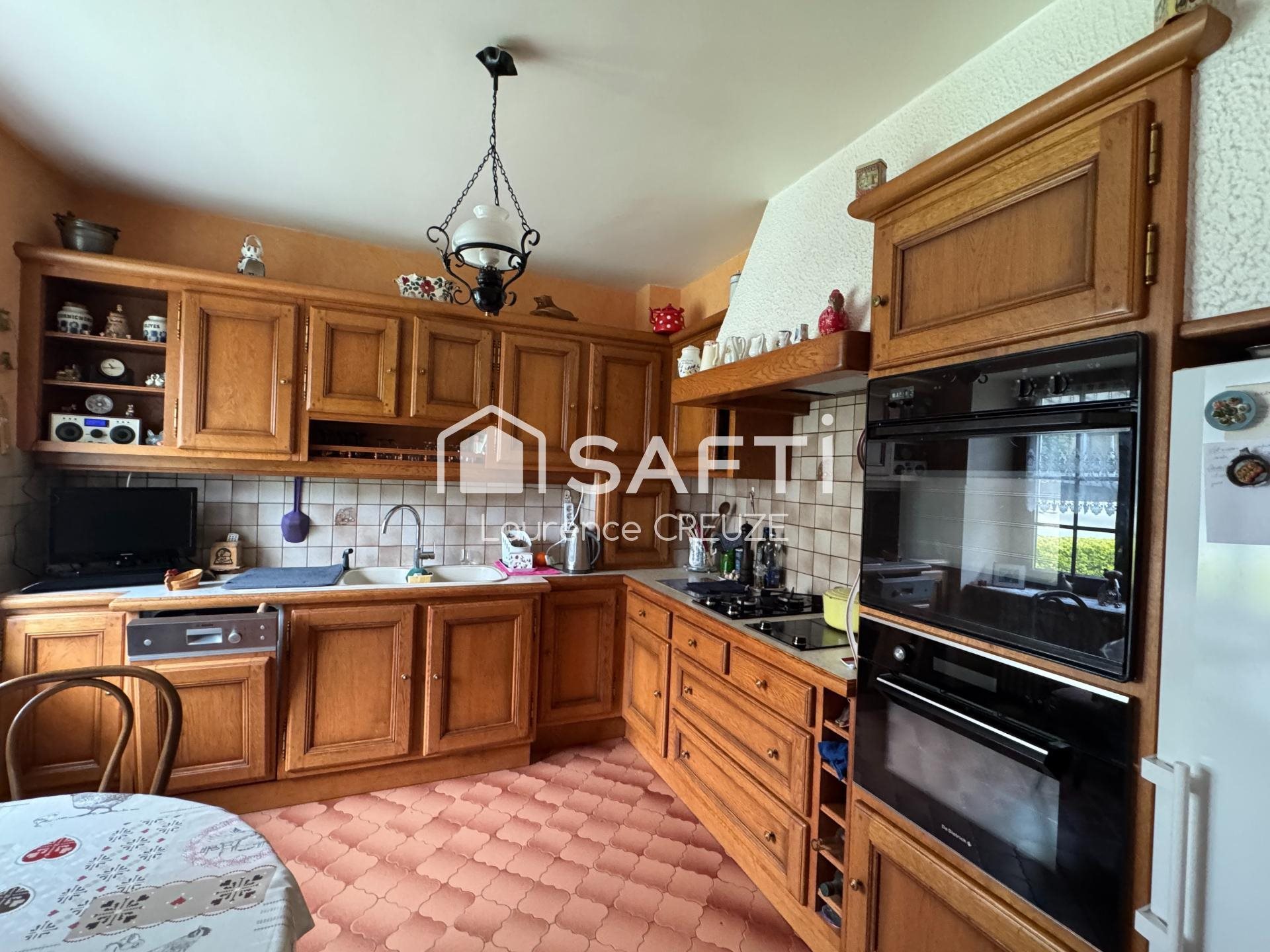 Maison à vendre, 145m², Montbozon