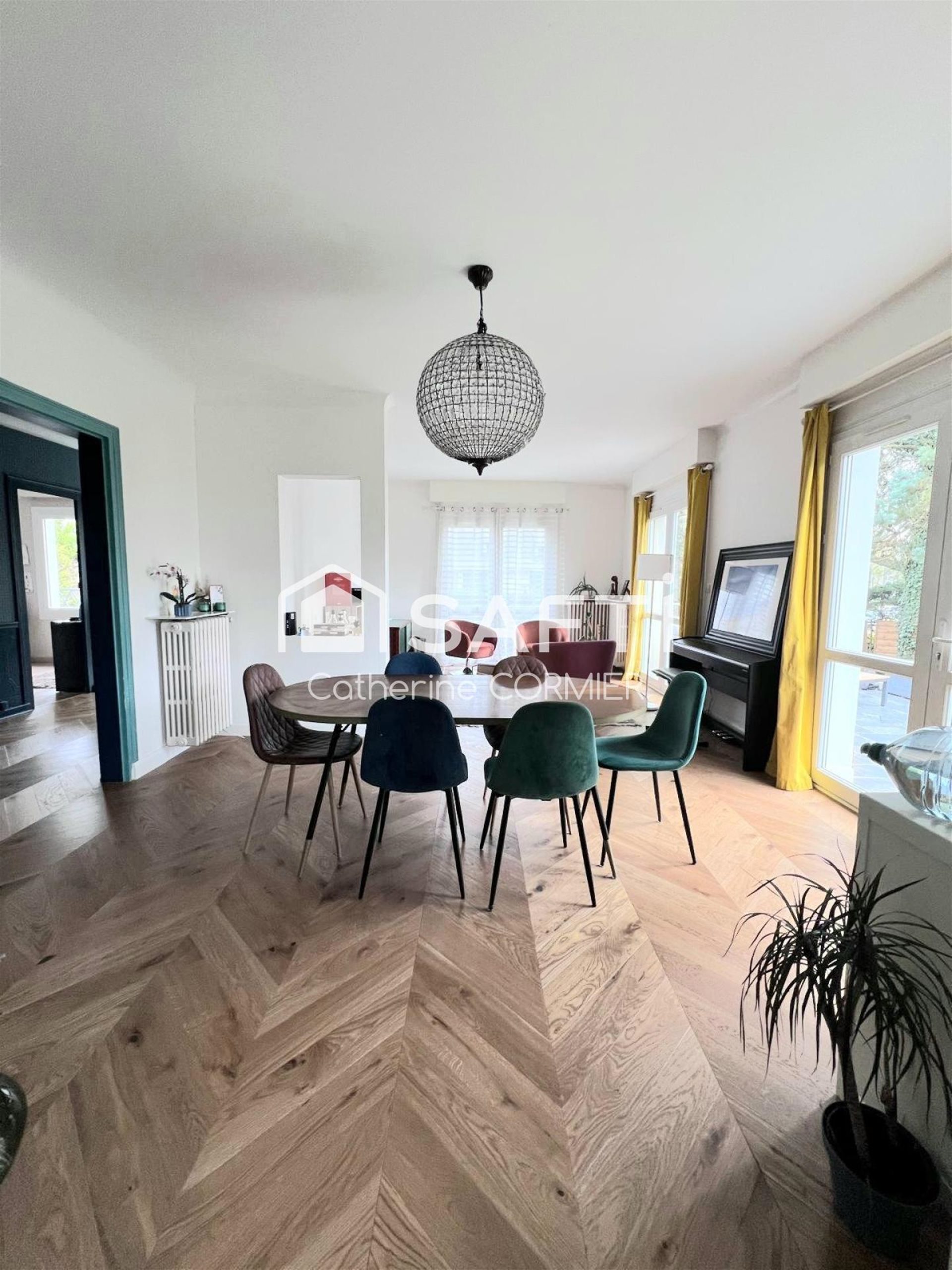 Maison à vendre, 157m², Avrillé