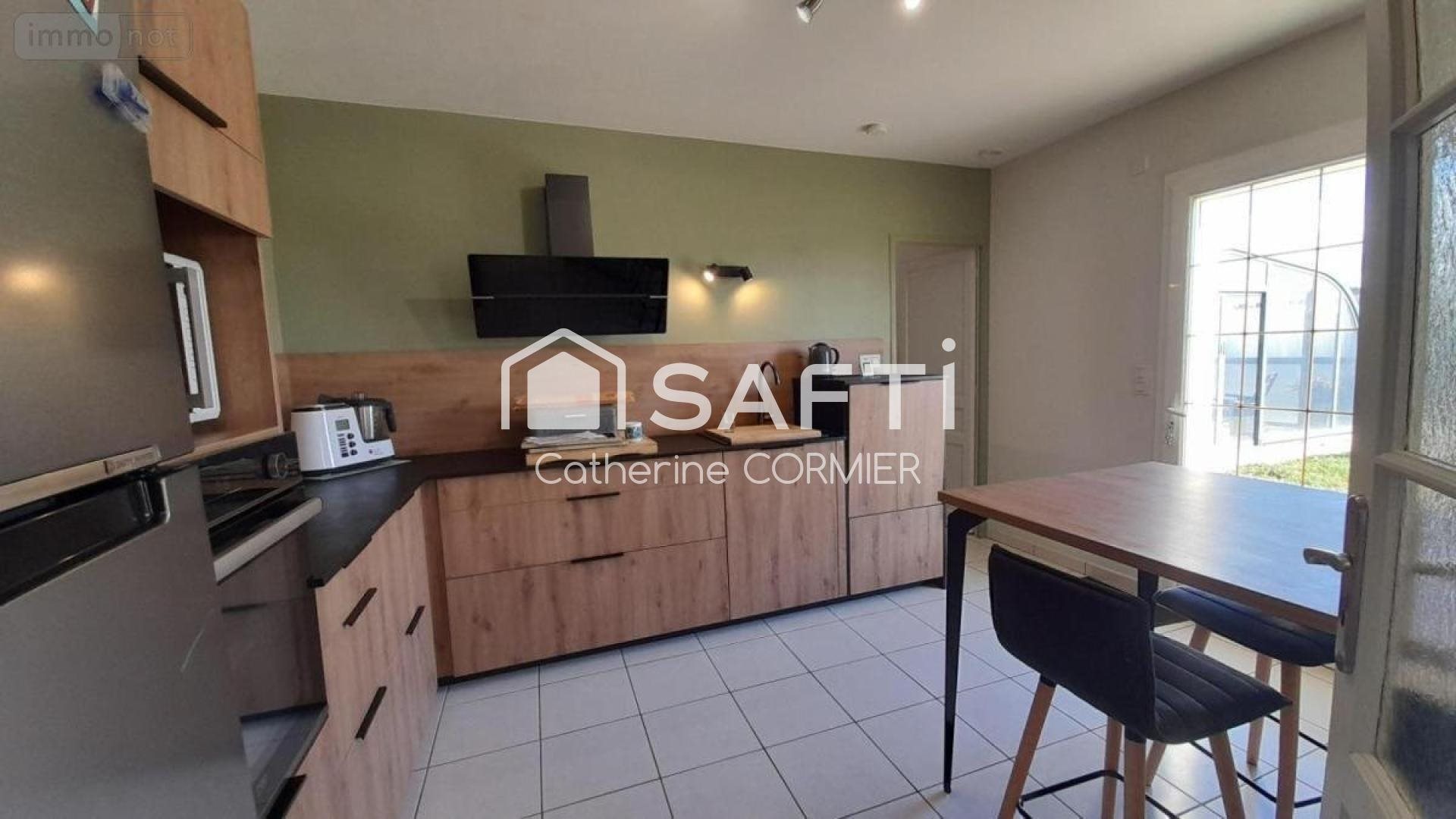Maison à vendre, 140m², Neuillé