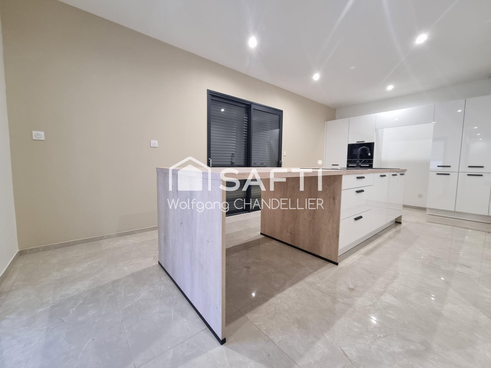 Maison à vendre, 145m², Malissard