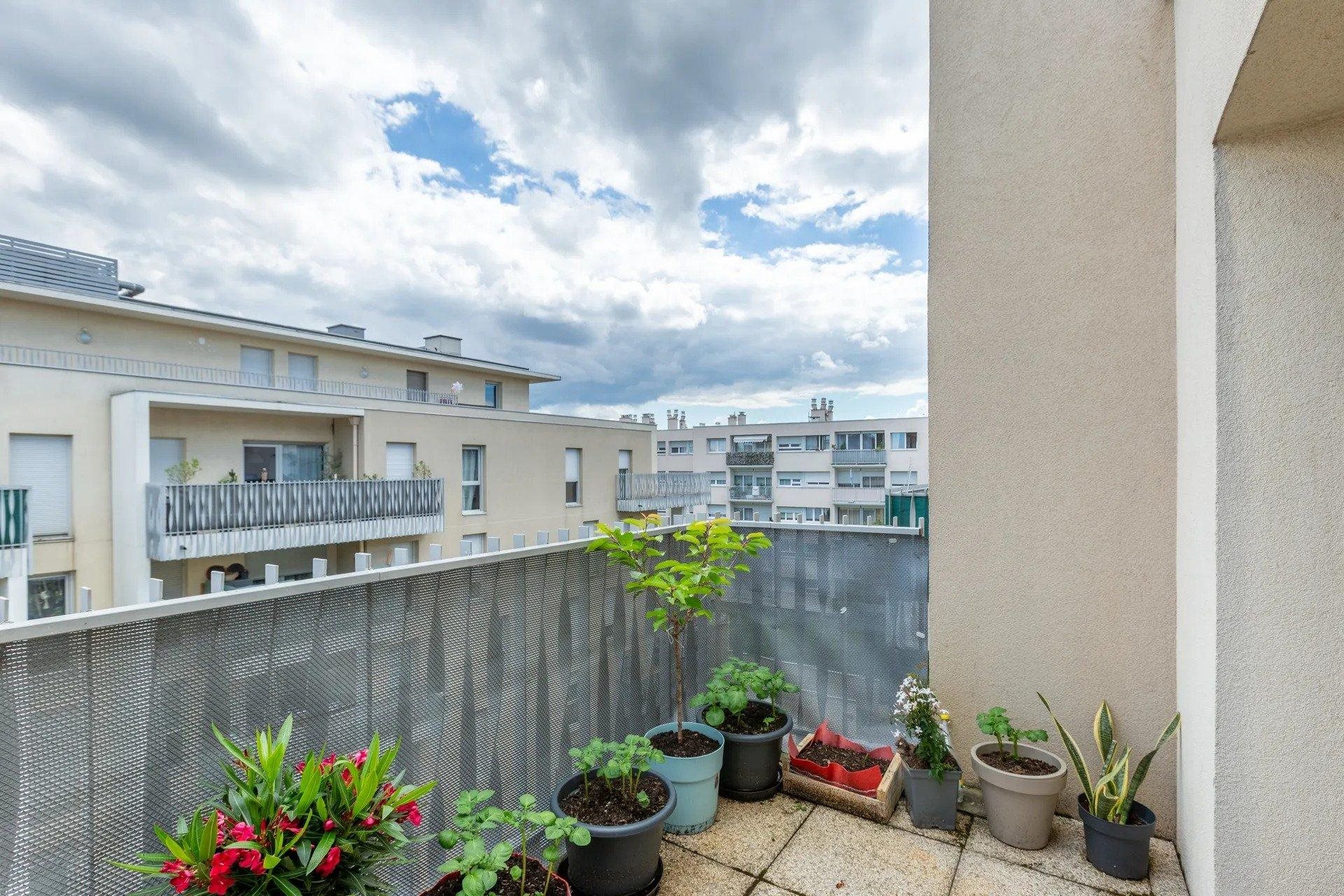 Appartement à vendre, 77m², Bron
