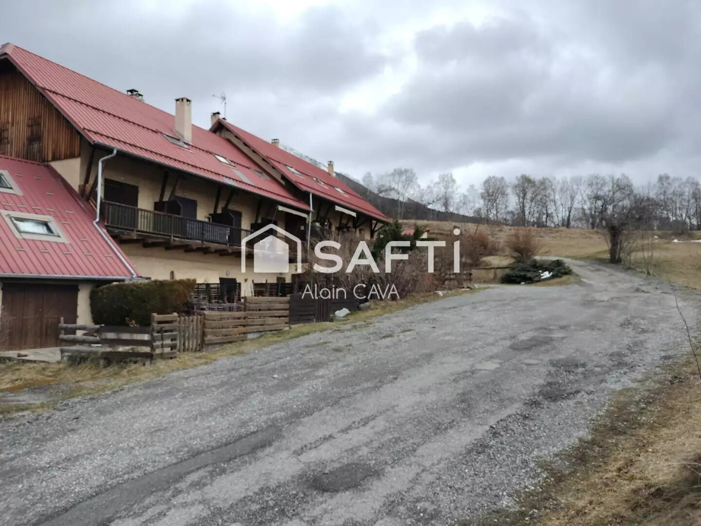 Appartement à vendre, 76m², Seyne (Le Grand Puy)