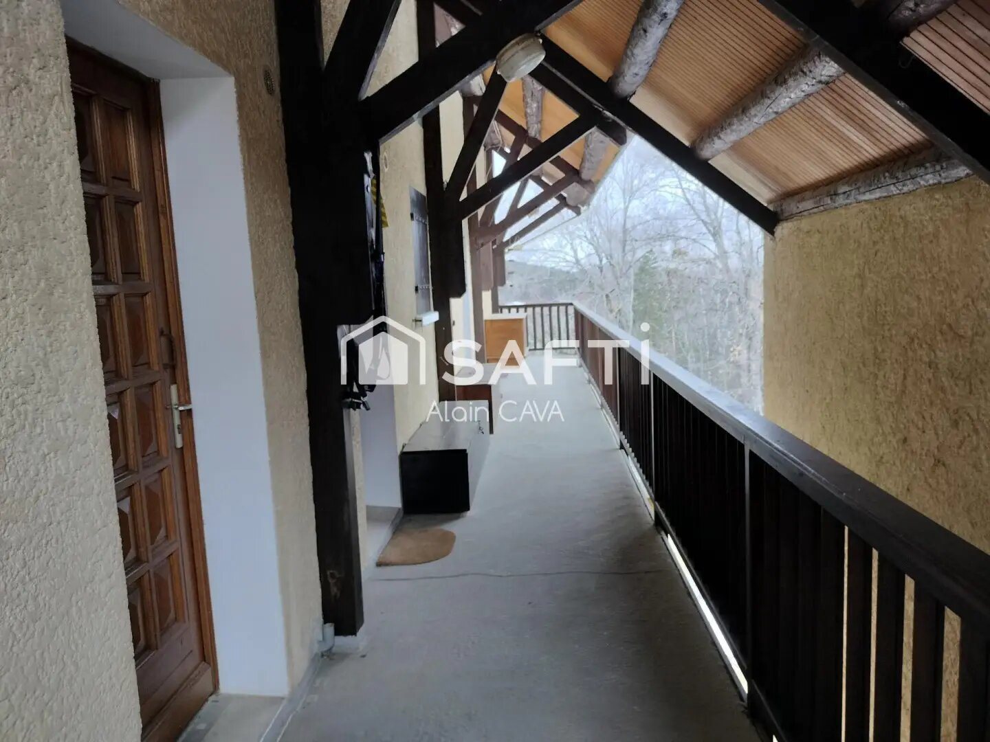 Appartement à vendre, 76m², Seyne (Le Grand Puy)