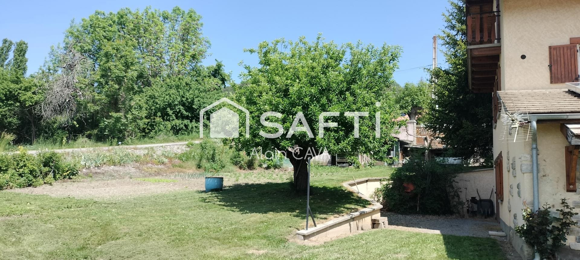 Maison à vendre, 134m², Seyne (Le Grand Puy)