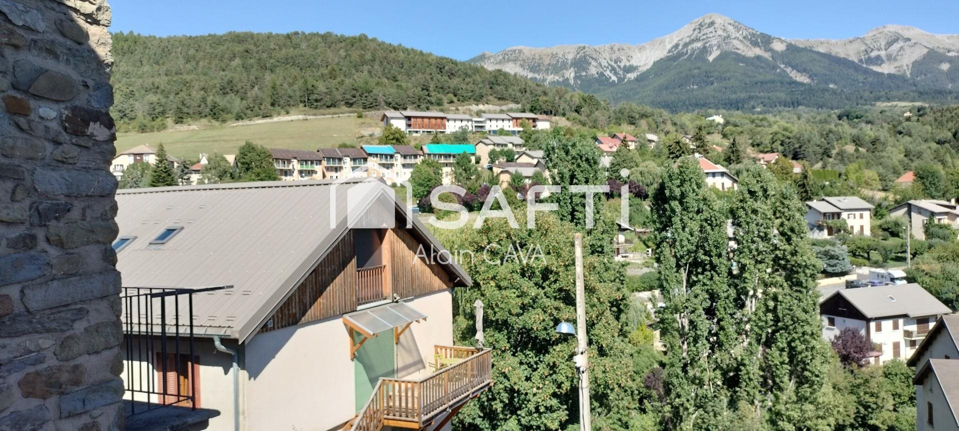 Appartement à vendre, 73m², Seyne (Le Grand Puy)