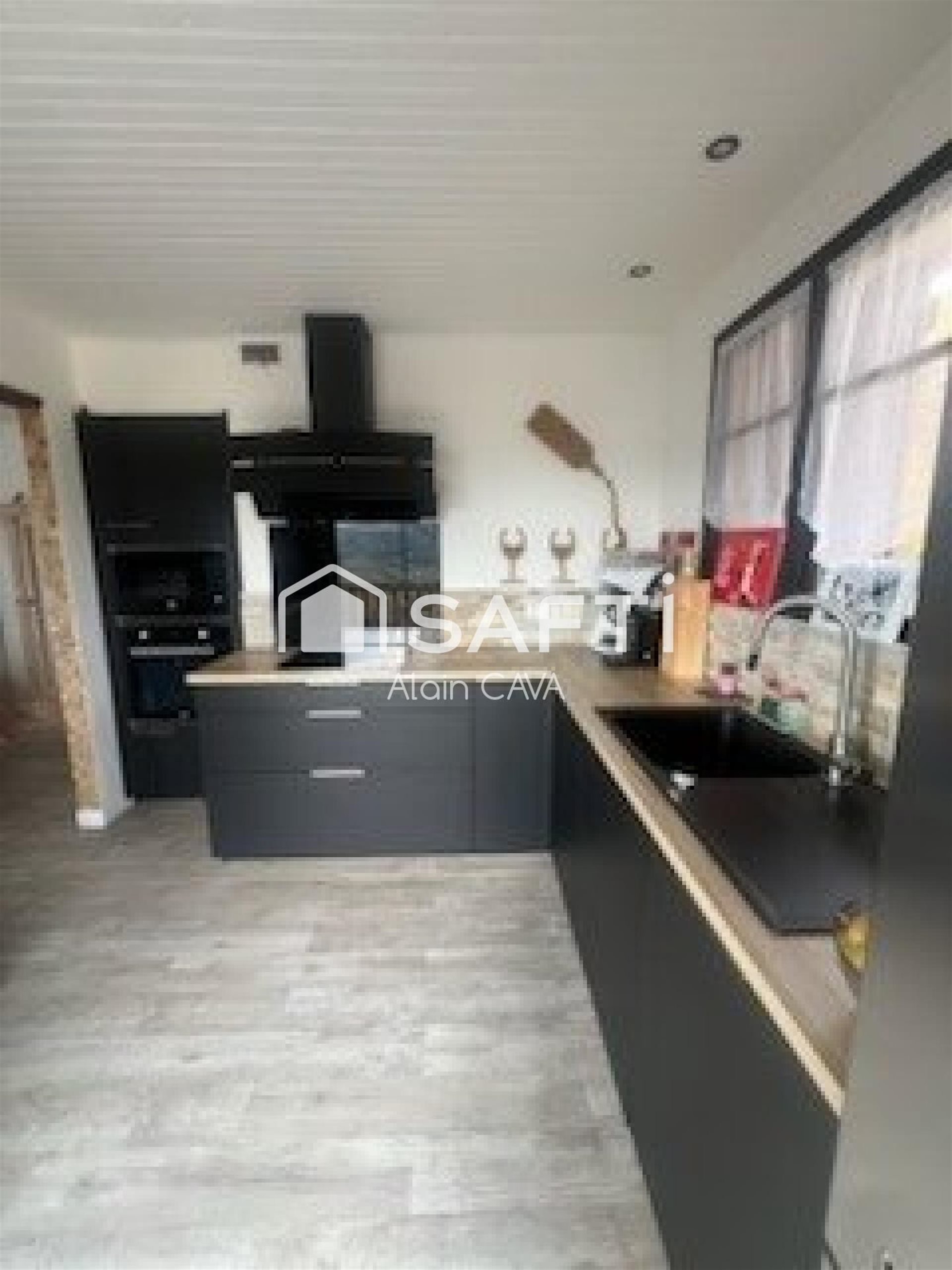 Maison à vendre, 188m², Seyne (Le Grand Puy)