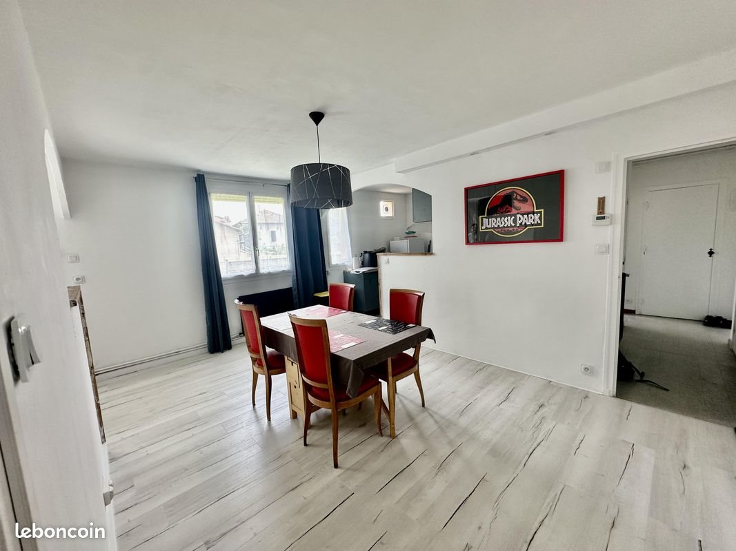 Appartement à vendre, 57m², Bagnols-sur-Cèze