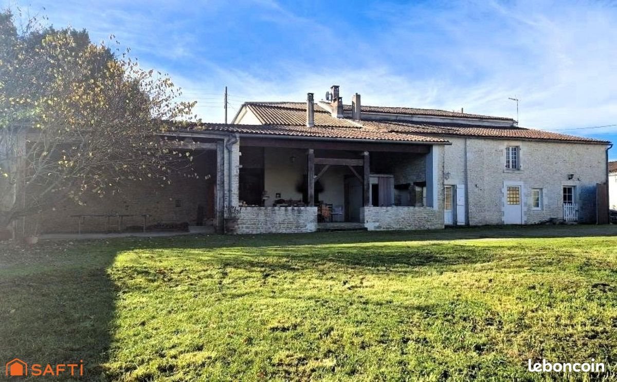 Maison à vendre, 312m², Saint-Sauveur-d'Aunis