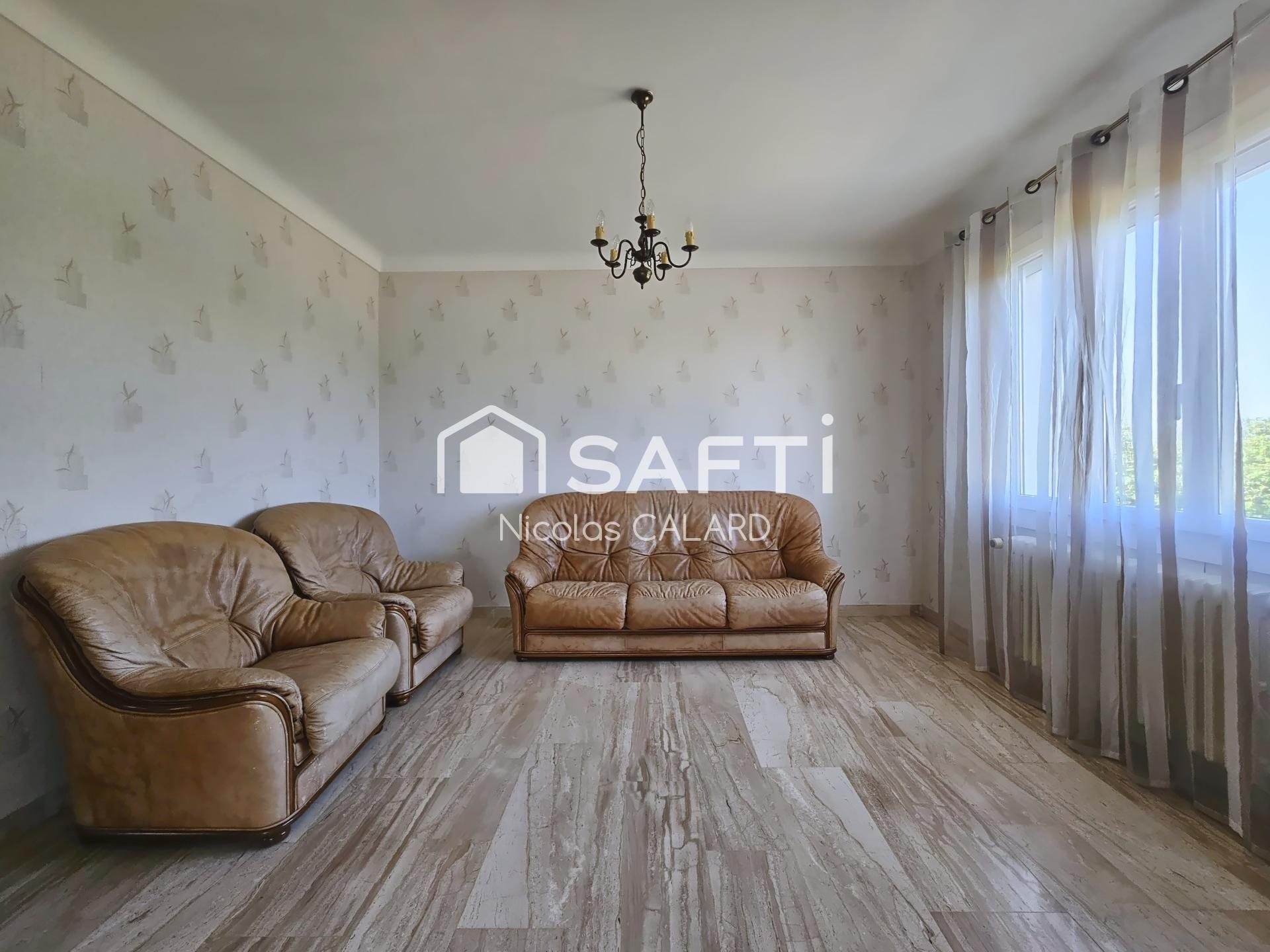 Maison à vendre, 198m², Sornay