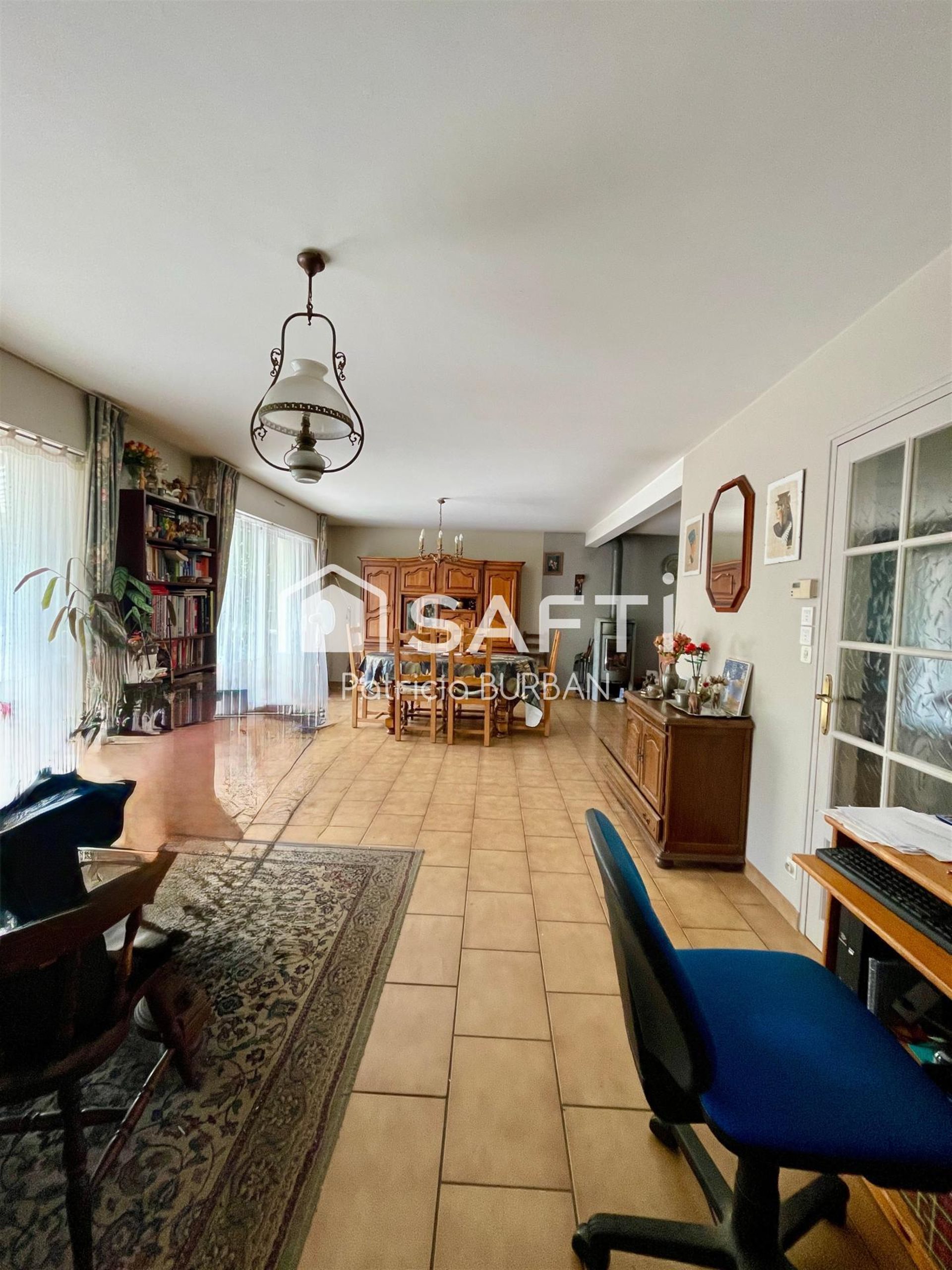 Maison à vendre, 143m², Questembert
