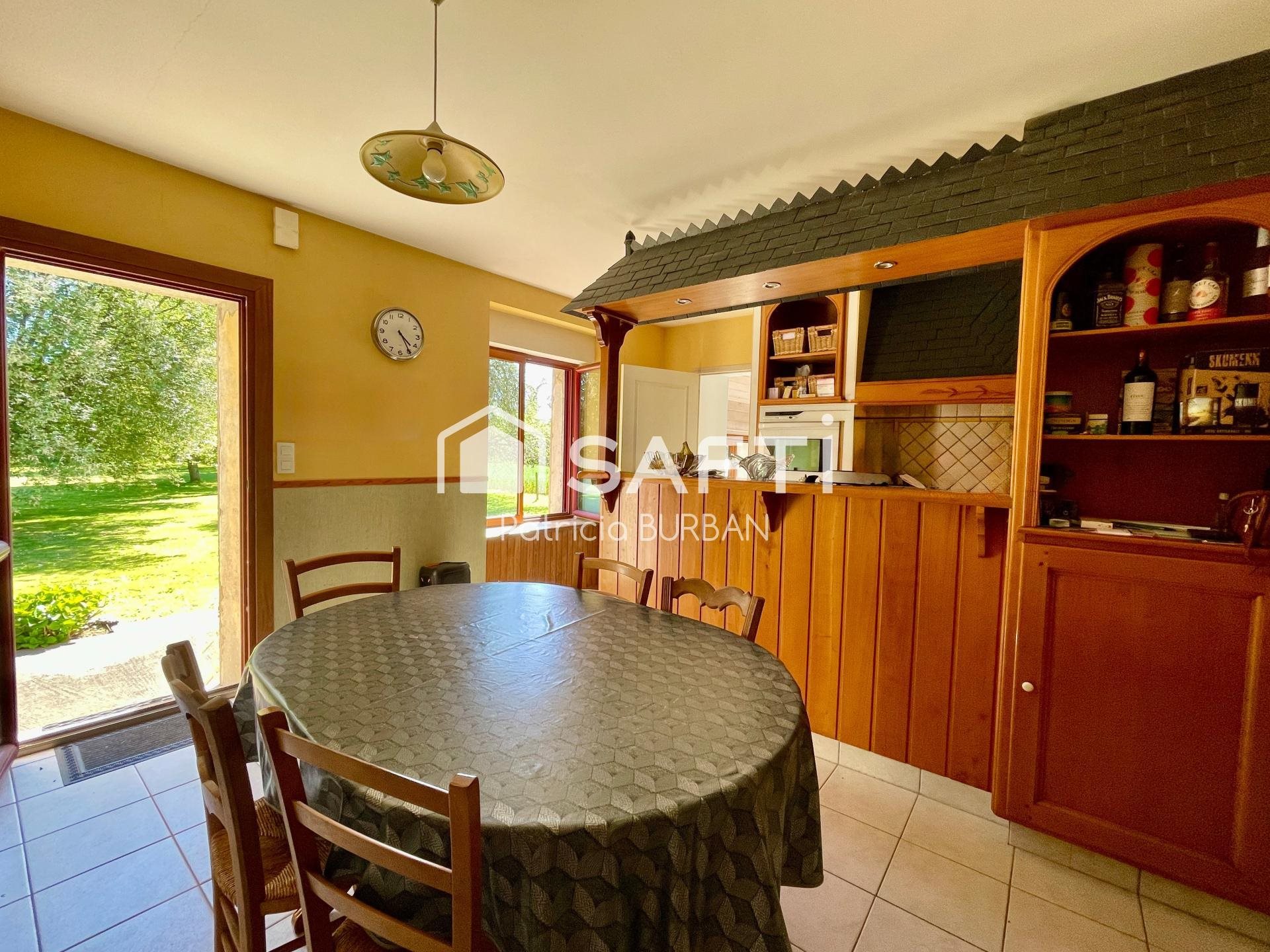 Maison à vendre, 180m², Limerzel