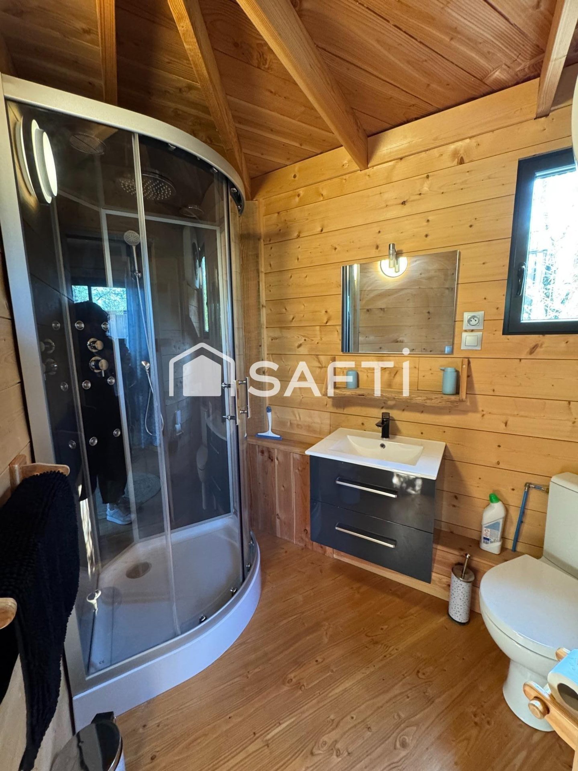 Maison à vendre, 35m², Saint-Alban-Auriolles