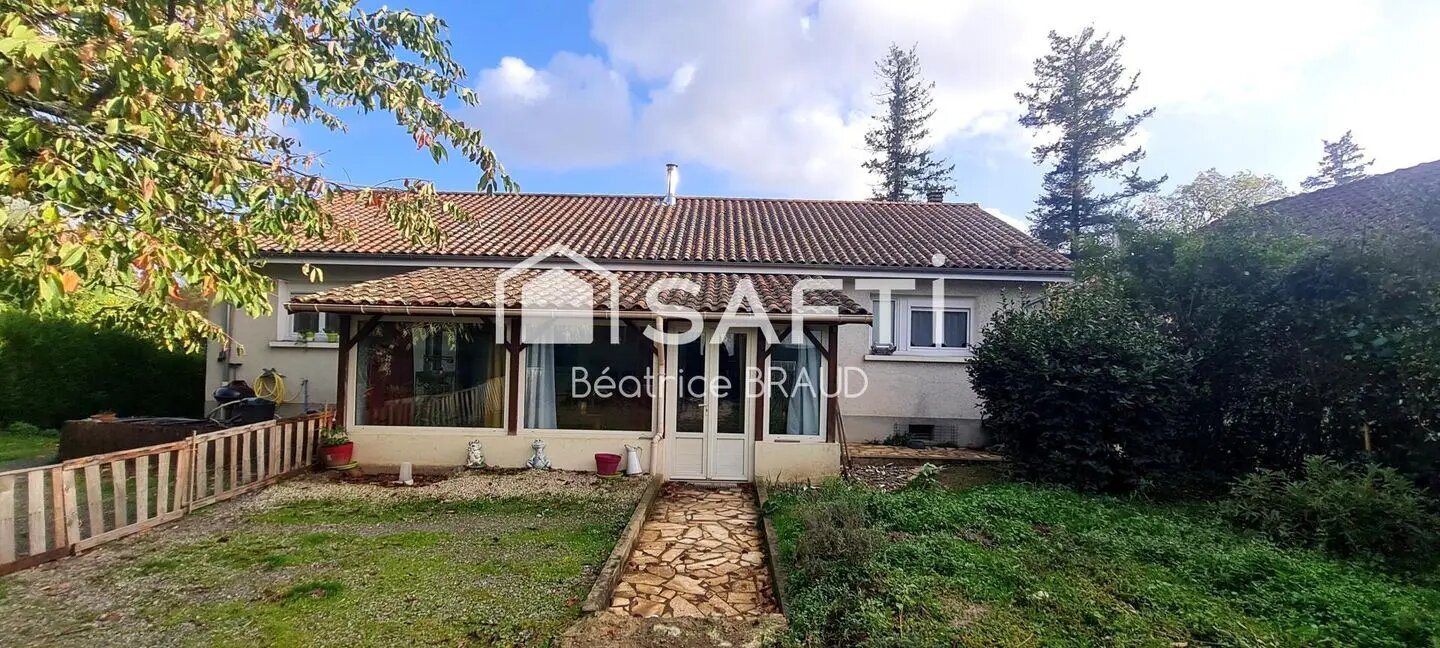 Maison à vendre, 135m², Chabanais
