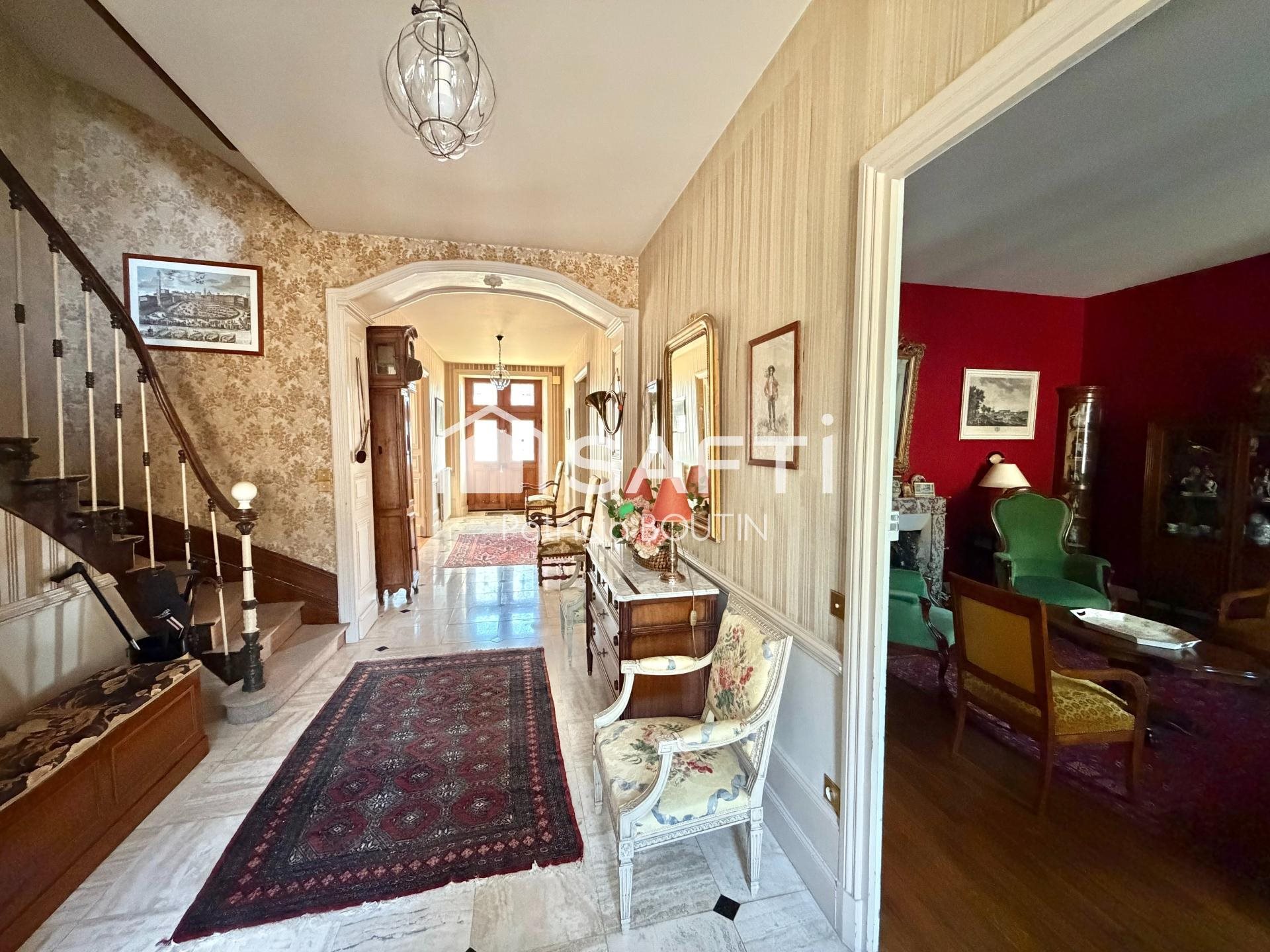 Maison à vendre, 264m², Saint-Paul-en-Gâtine