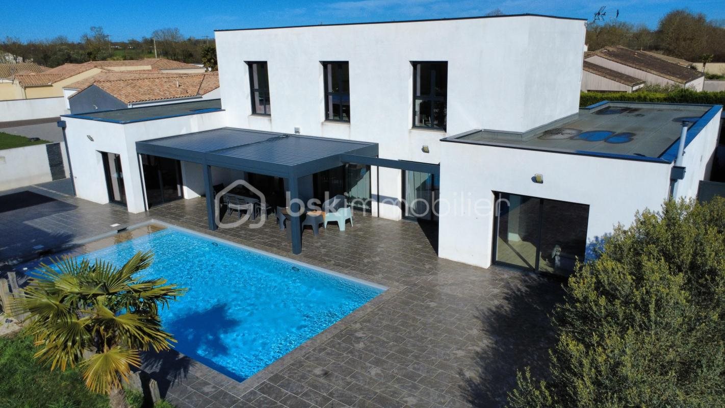 Maison à vendre, 225m², Bessines