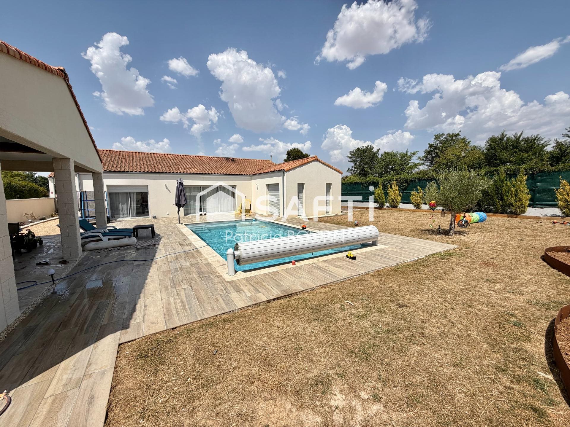 Maison à vendre, 154m², Fors
