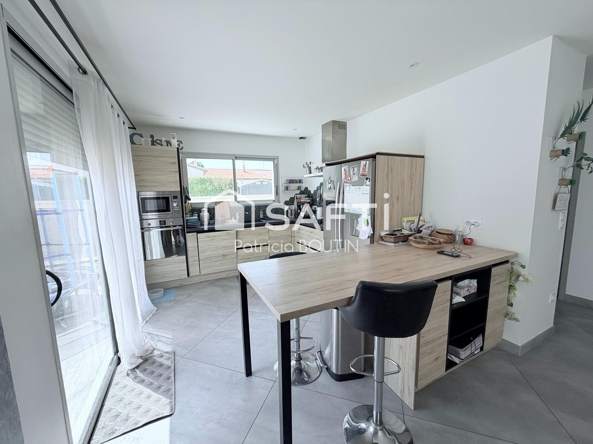 Maison à vendre, 154m², Fors