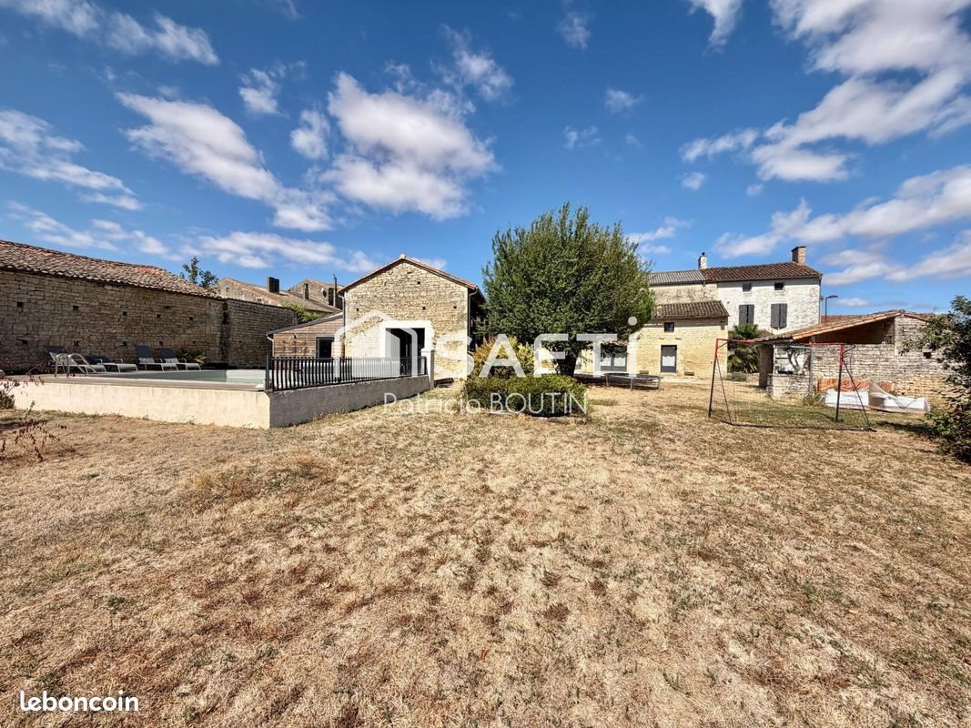 Maison à vendre, 138m², Saint-Romans-lès-Melle