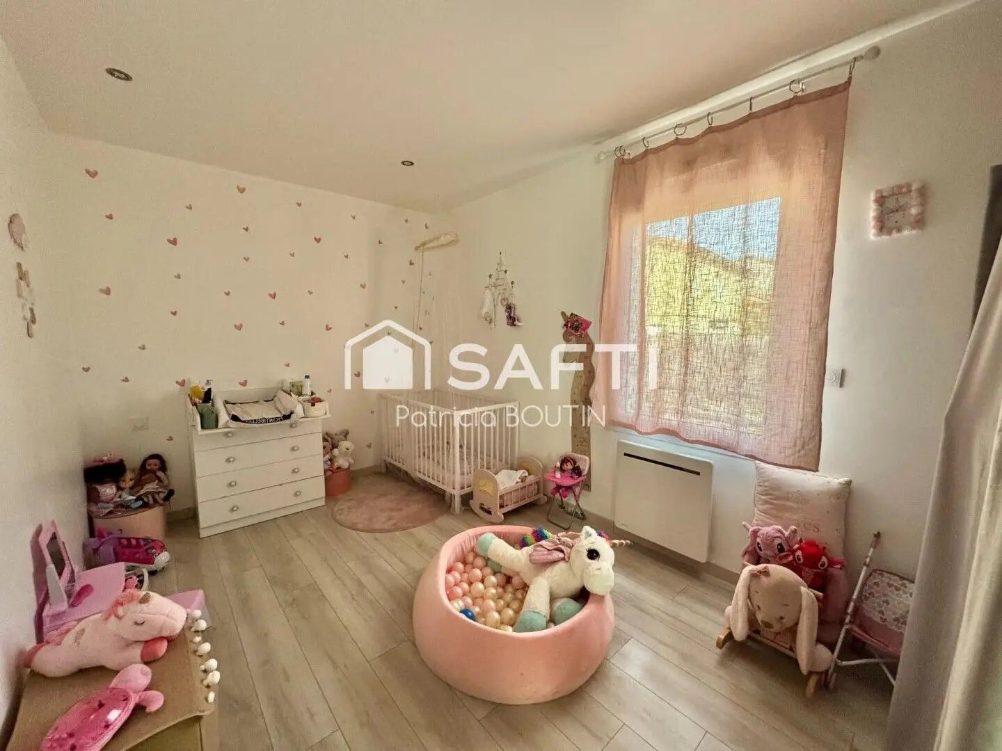 Maison à vendre, 121m², Saint-Maxire