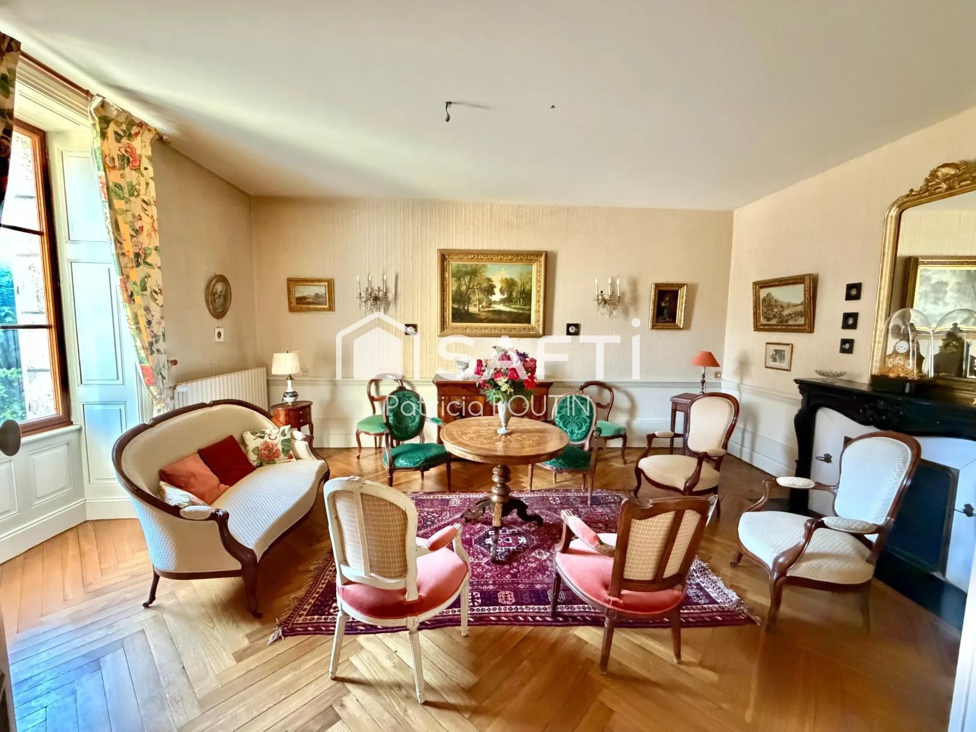 Maison à vendre, 264m², Saint-Paul-en-Gâtine