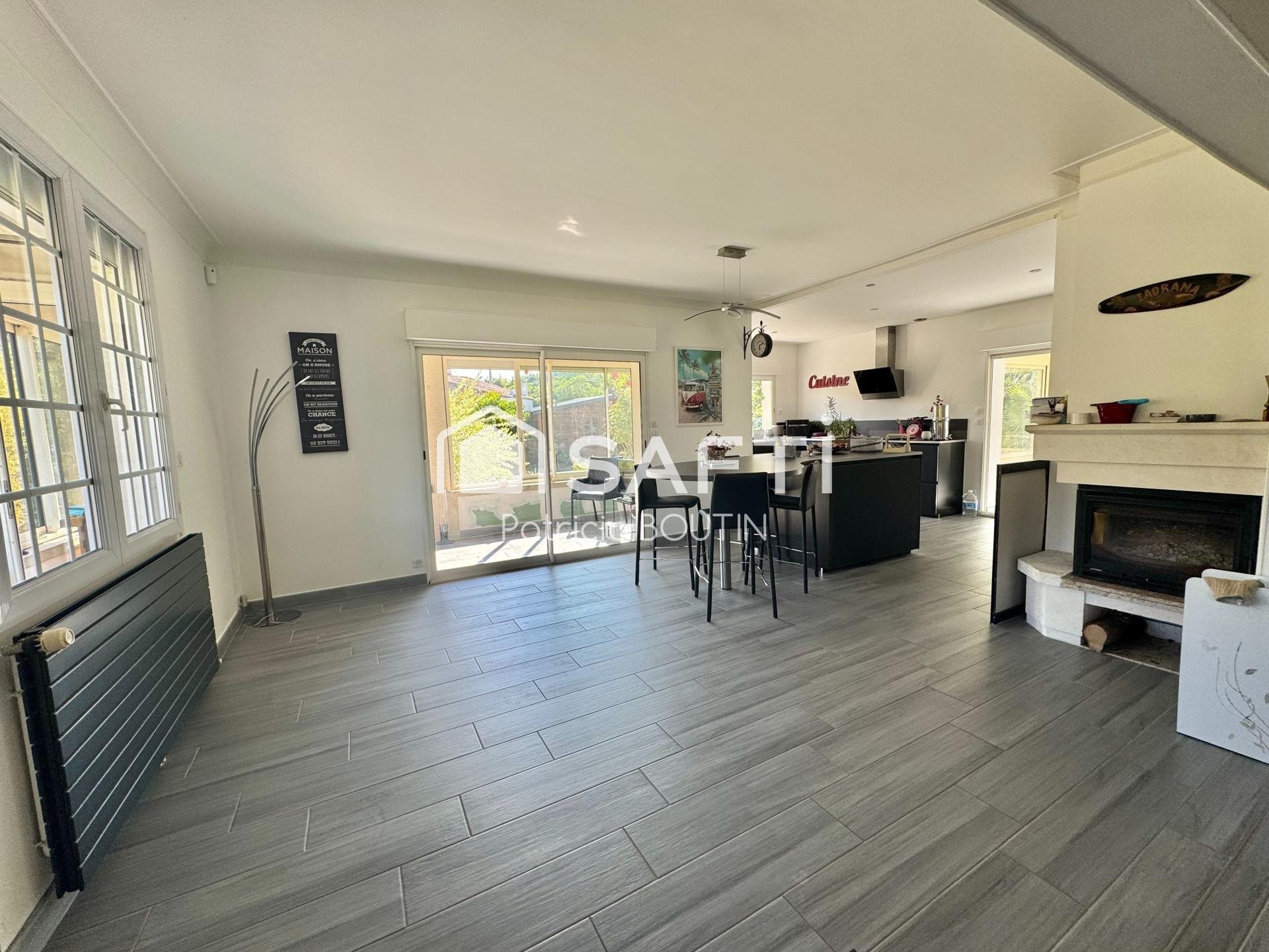 Maison à vendre, 182m², Benet