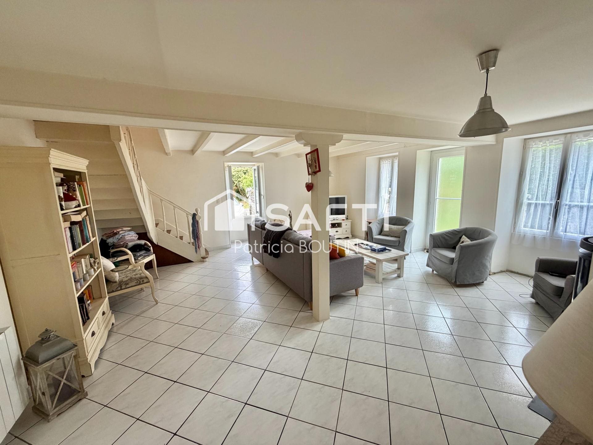 Maison à vendre, 157m², Sainte-Ouenne