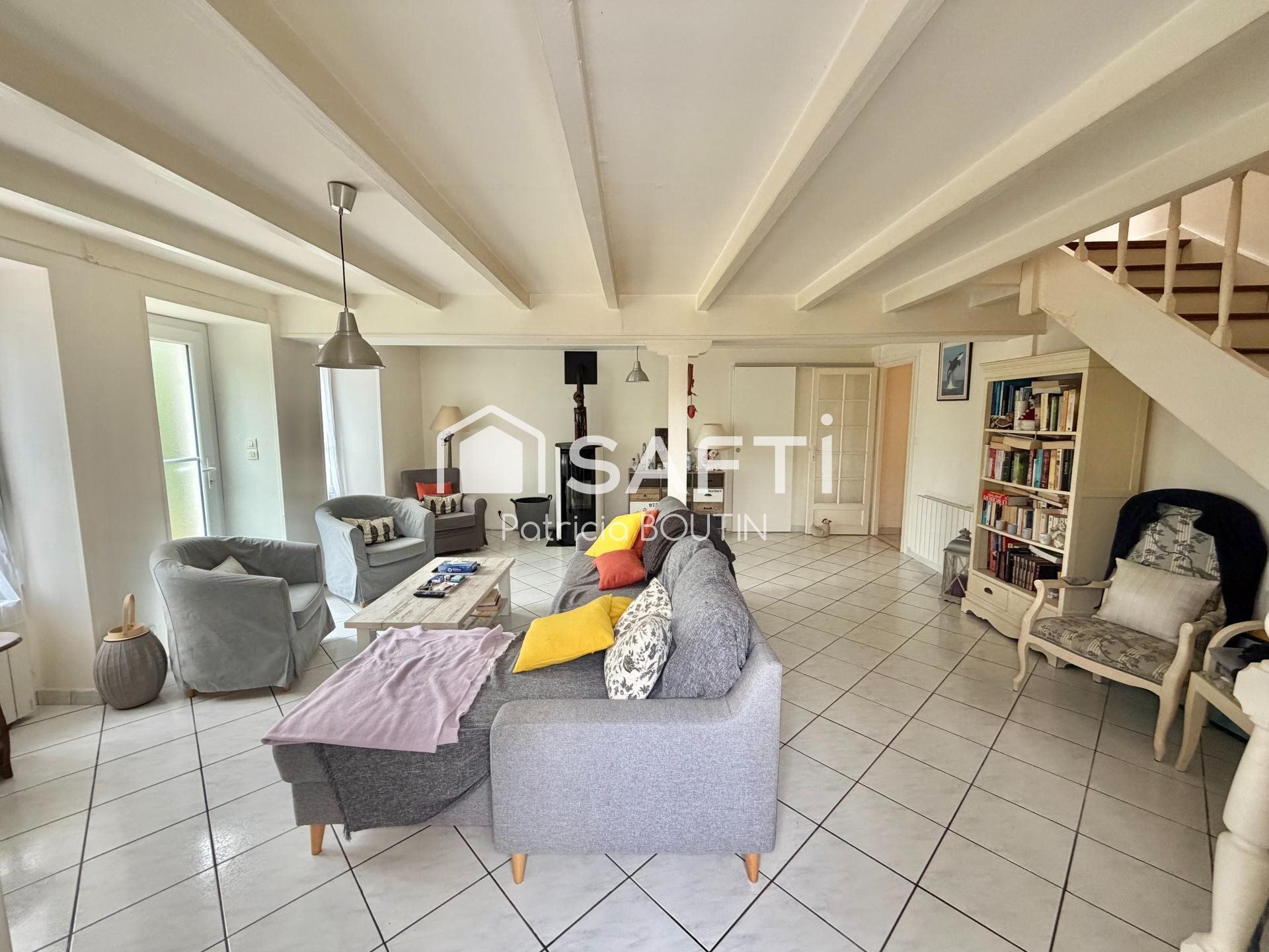 Maison à vendre, 157m², Sainte-Ouenne