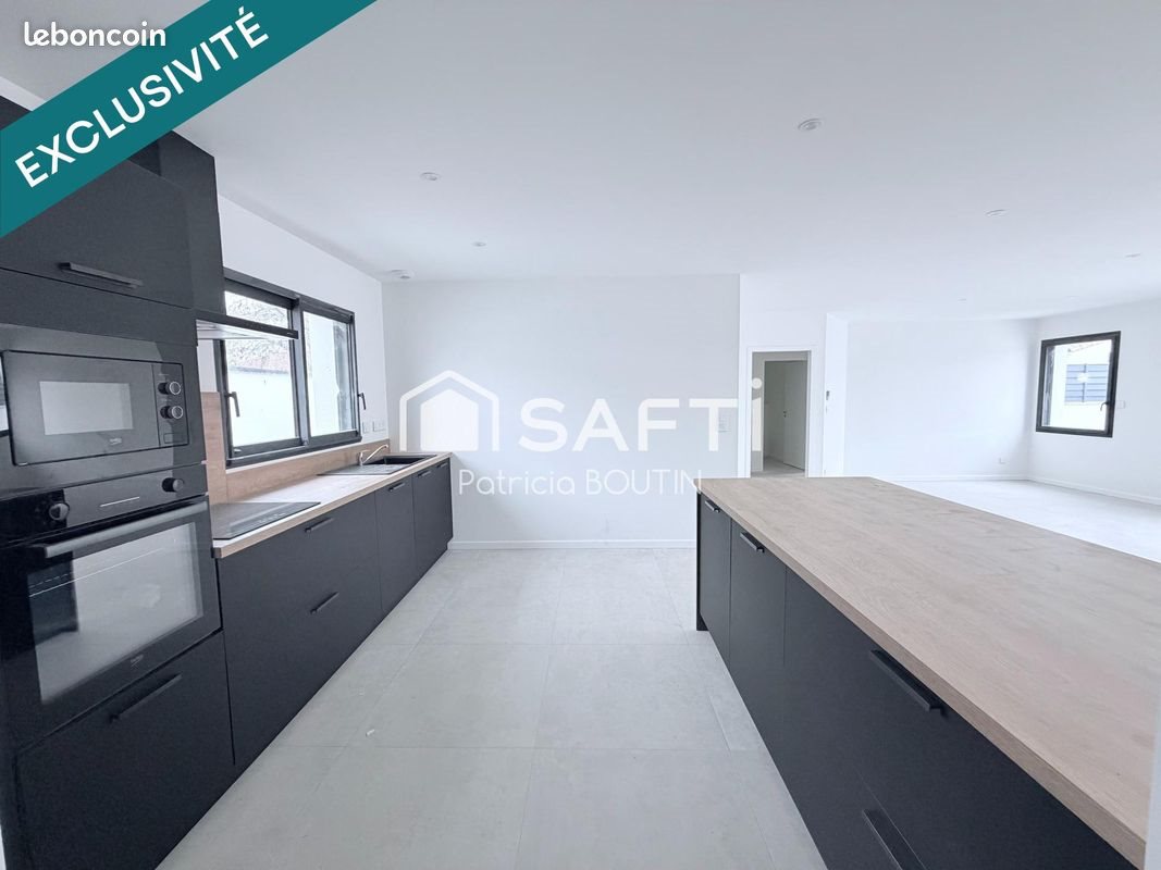 Maison à vendre, 99m², Aiffres