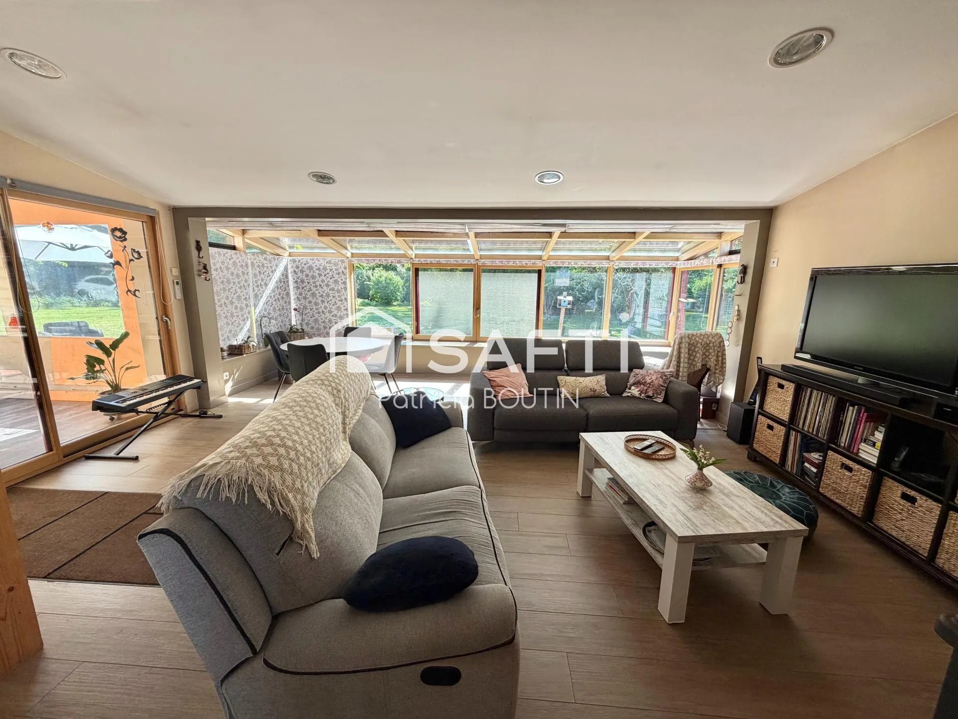Maison à vendre, 262m², Lezay