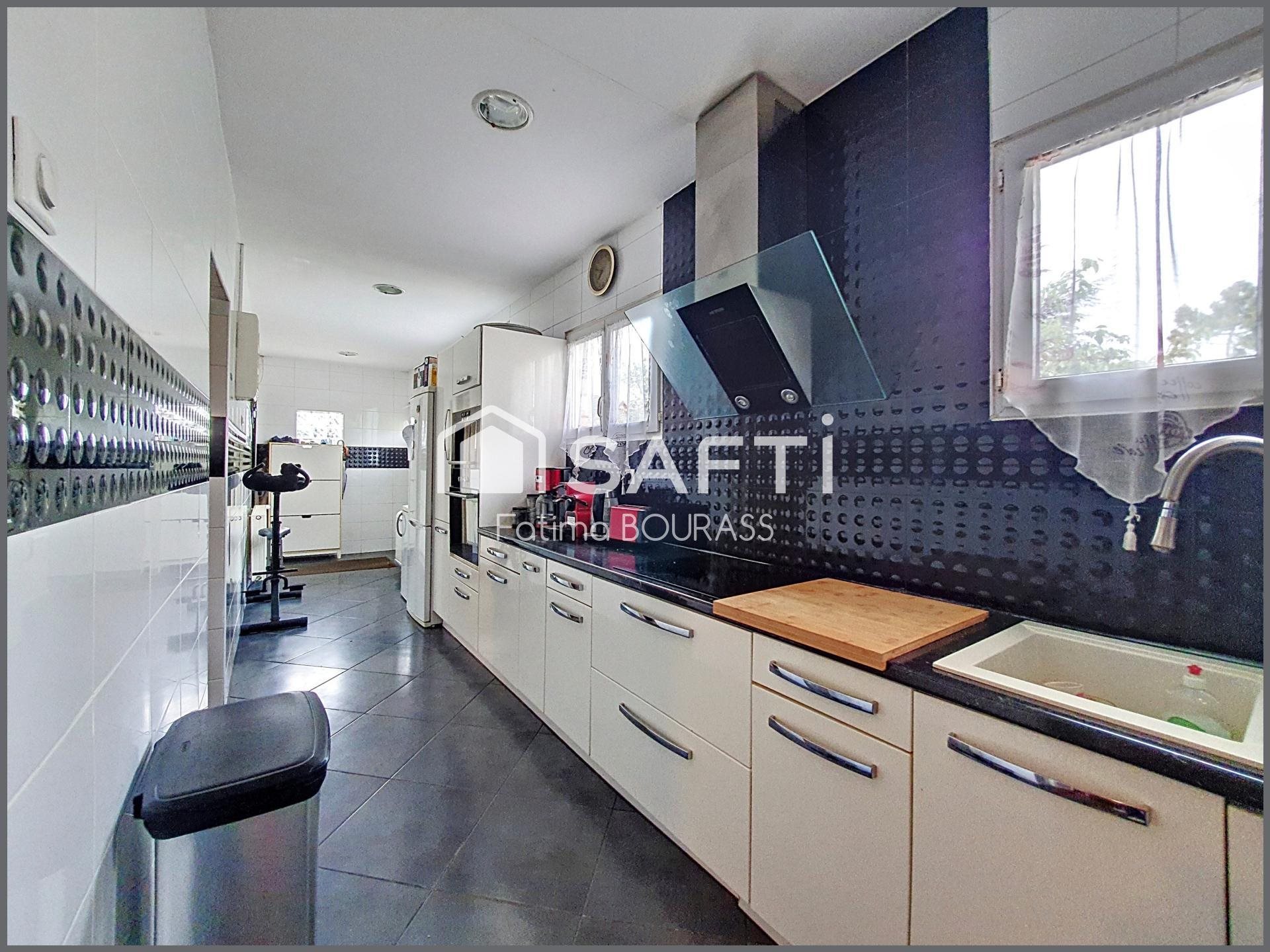 Maison à vendre, 117m², Bobigny