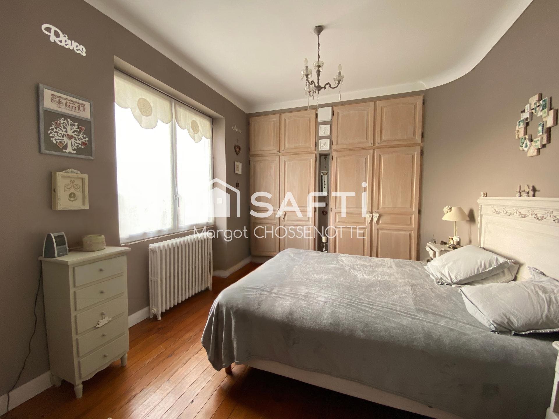 Maison à vendre, 139m², Saint-Jean-d'Angély