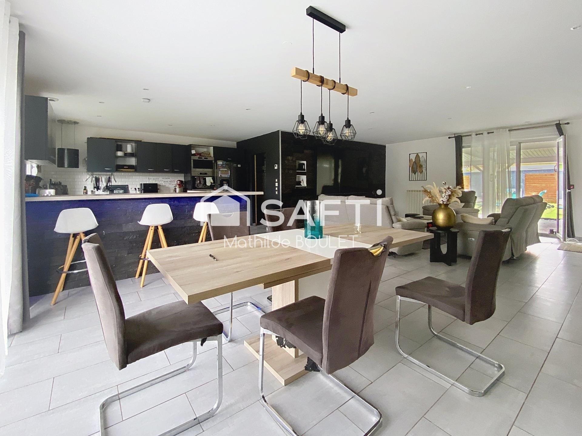 Maison à vendre, 173m², Saint-Jean-d'Angély