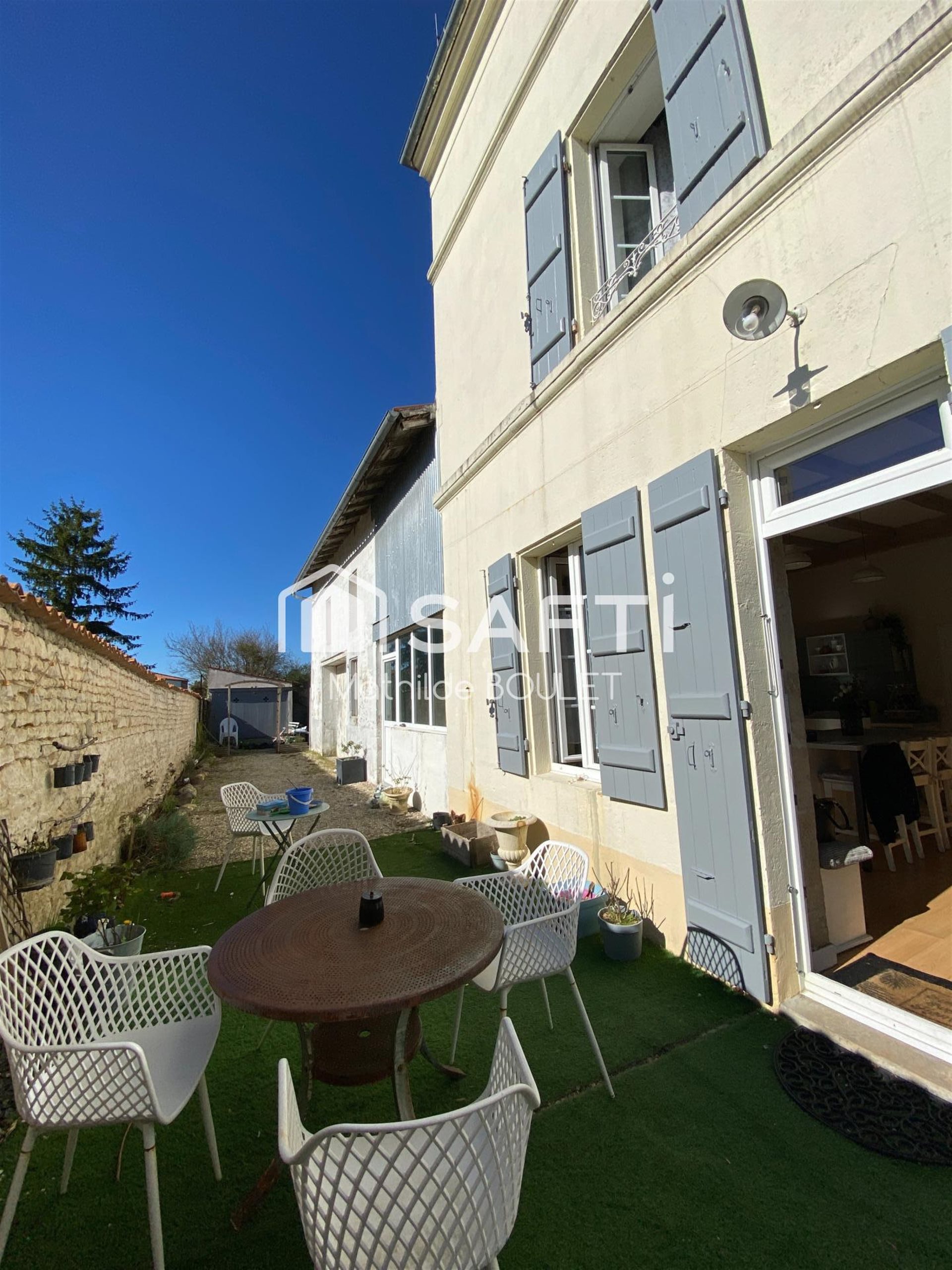 Maison à vendre, 170m², Matha