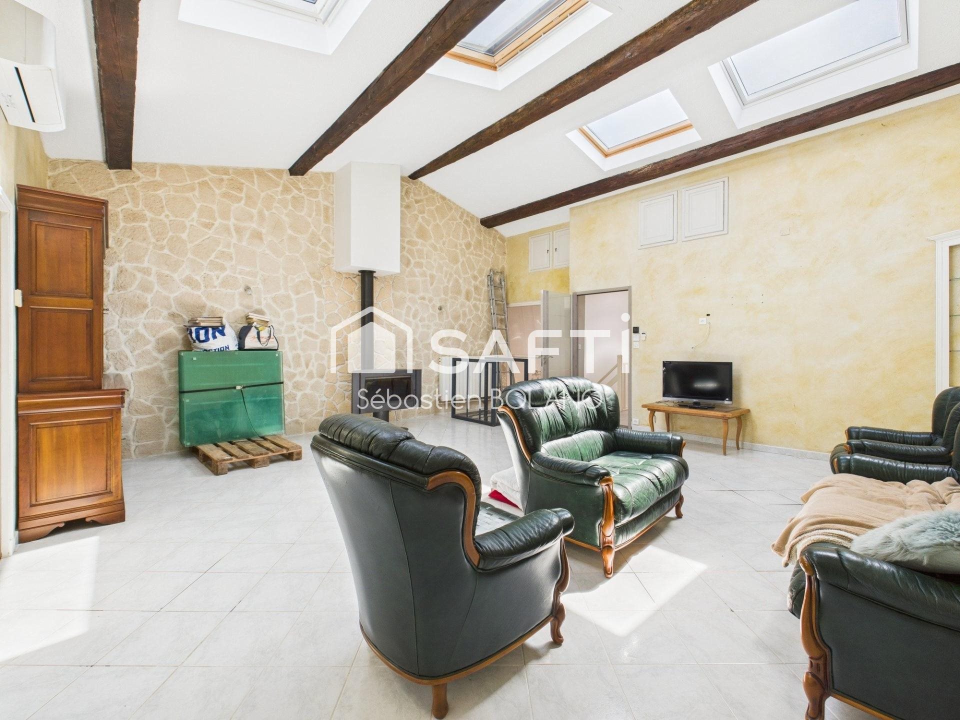Maison à vendre, 195m², Moux
